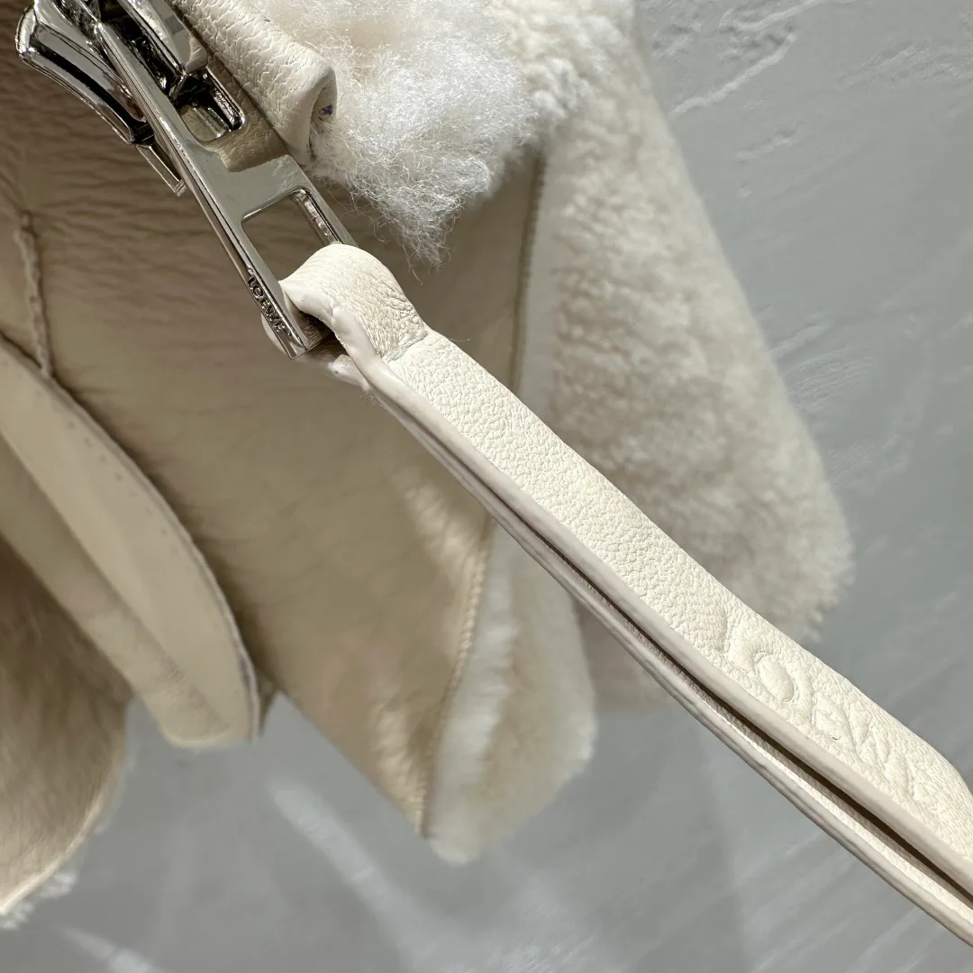 Шубы Женские Loewe 558871