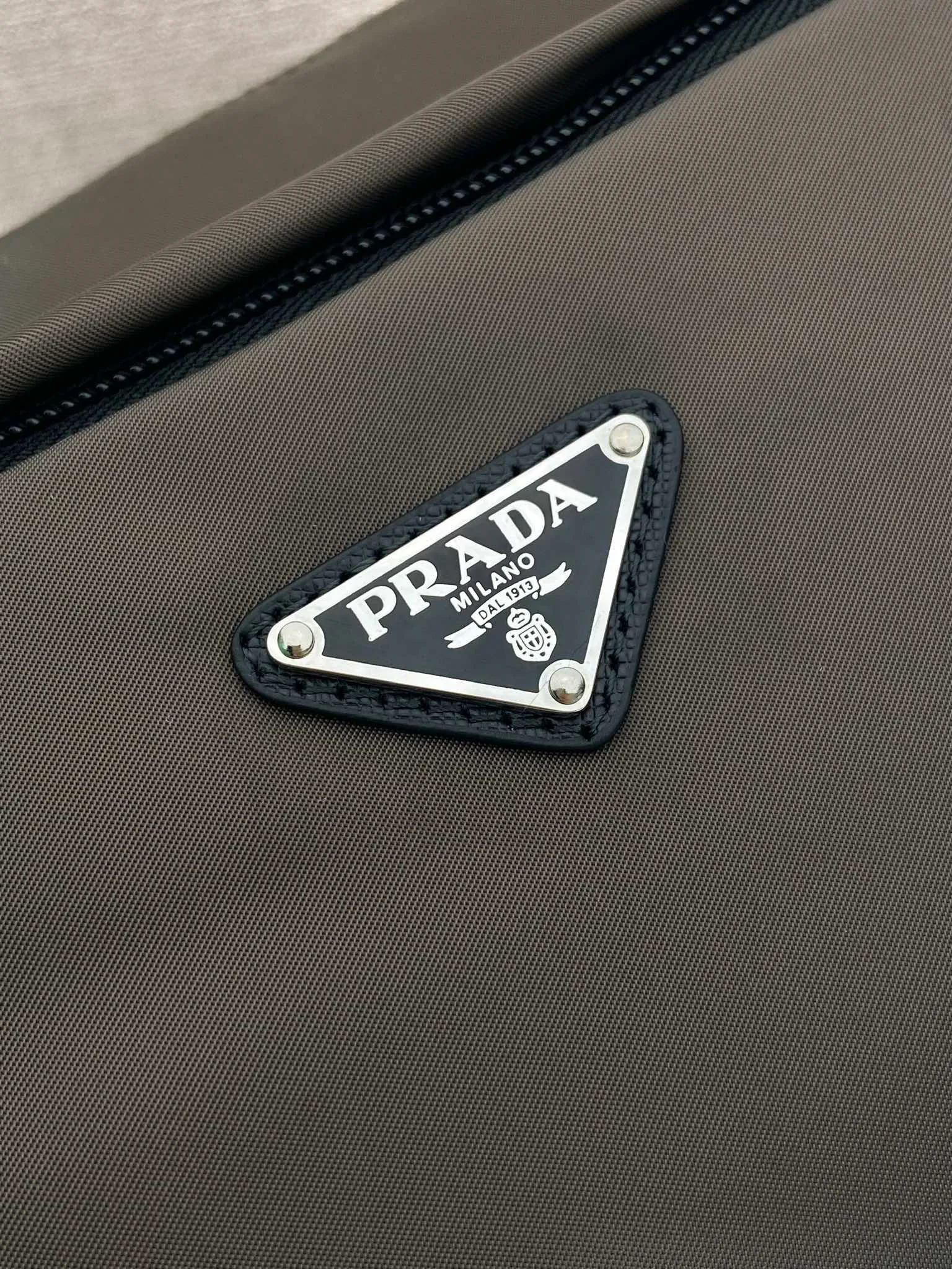 Сумки На Ремне Женские Prada 13346078