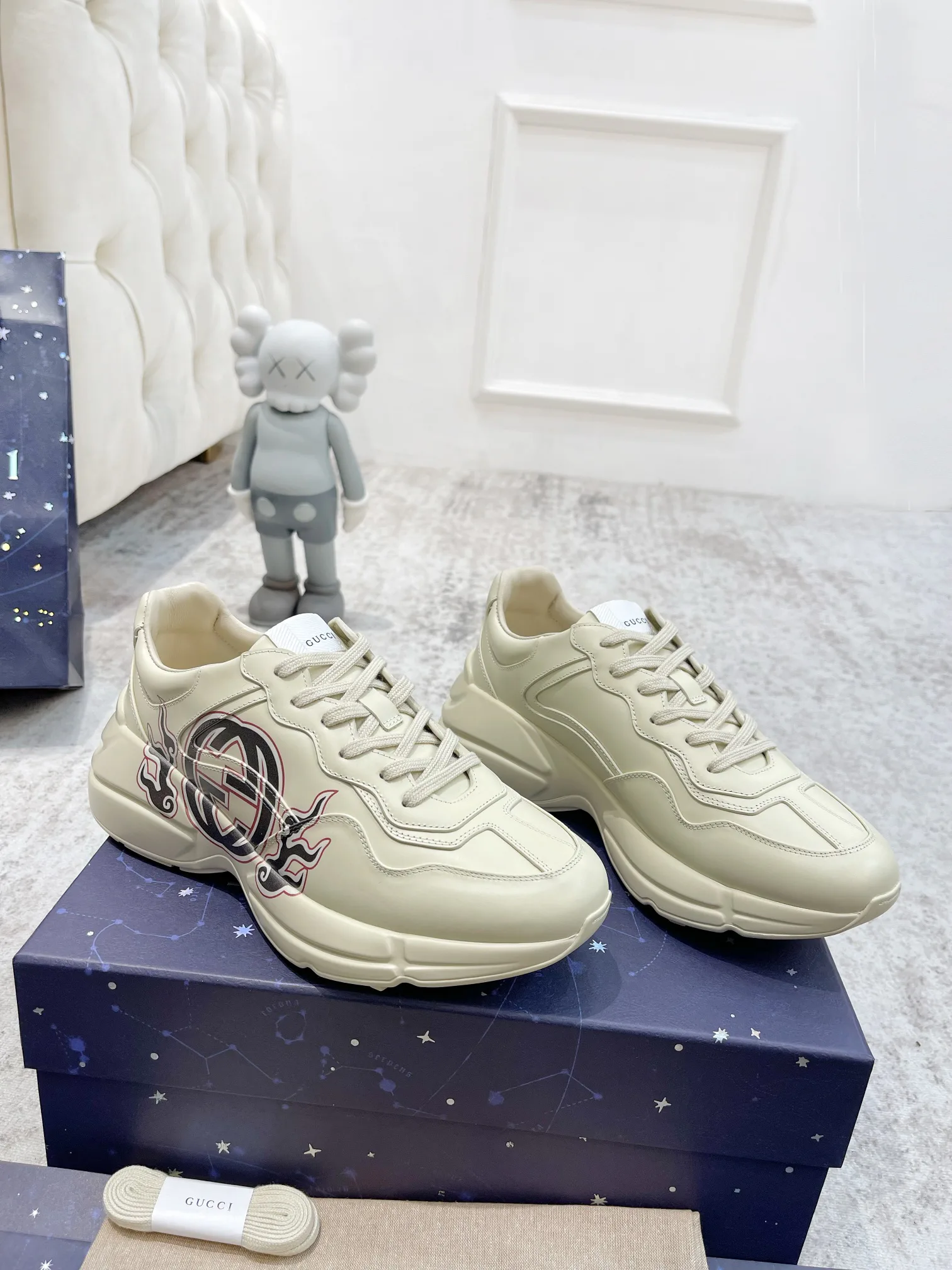 Кроссовки Женские Gucci 375866