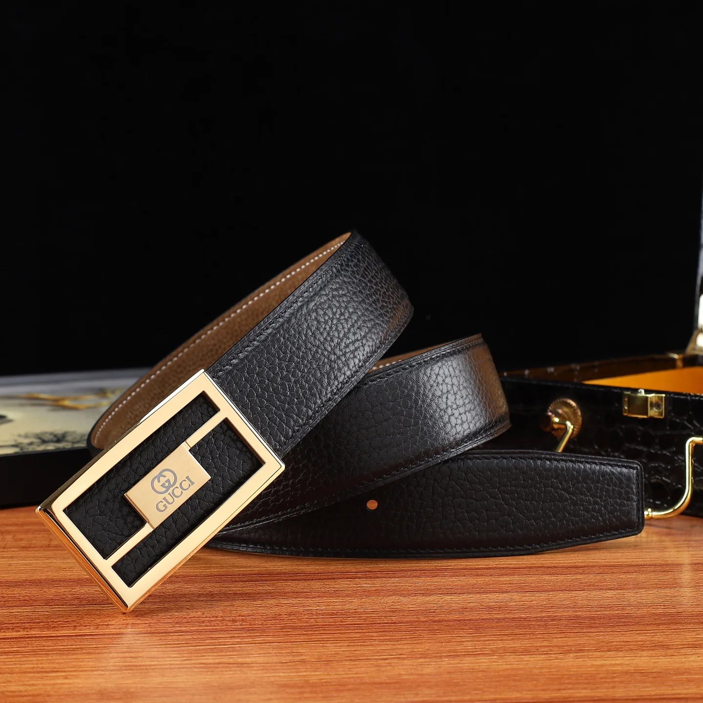 Ремни Gucci 340602