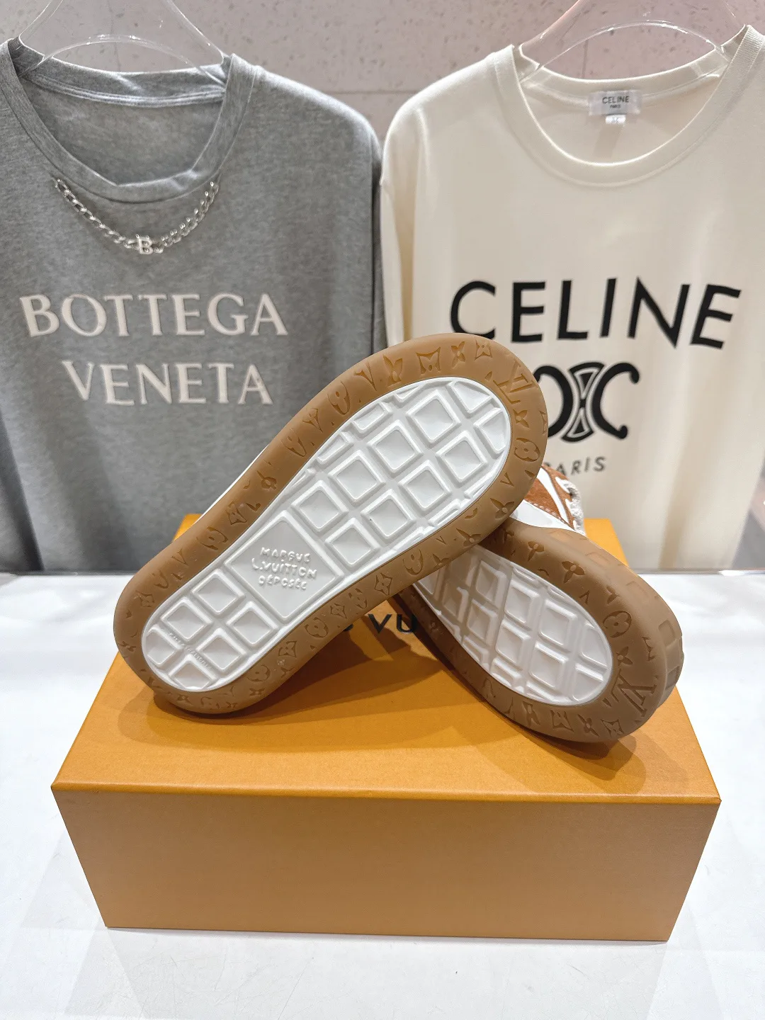 Кроссовки Женские Louis Vuitton 846973