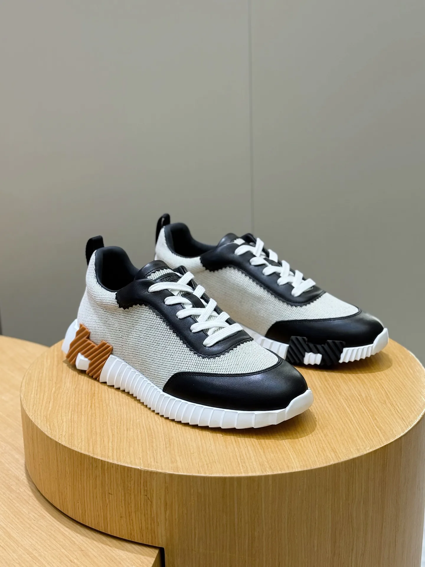 Кроссовки Мужские Hermes 13164671