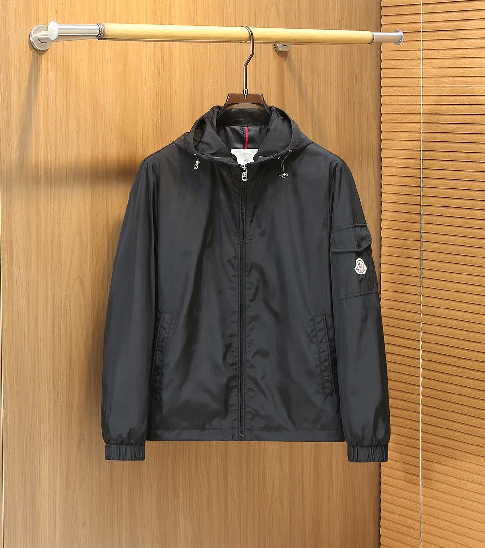 Куртки И Пуховики Мужские Moncler 9949810