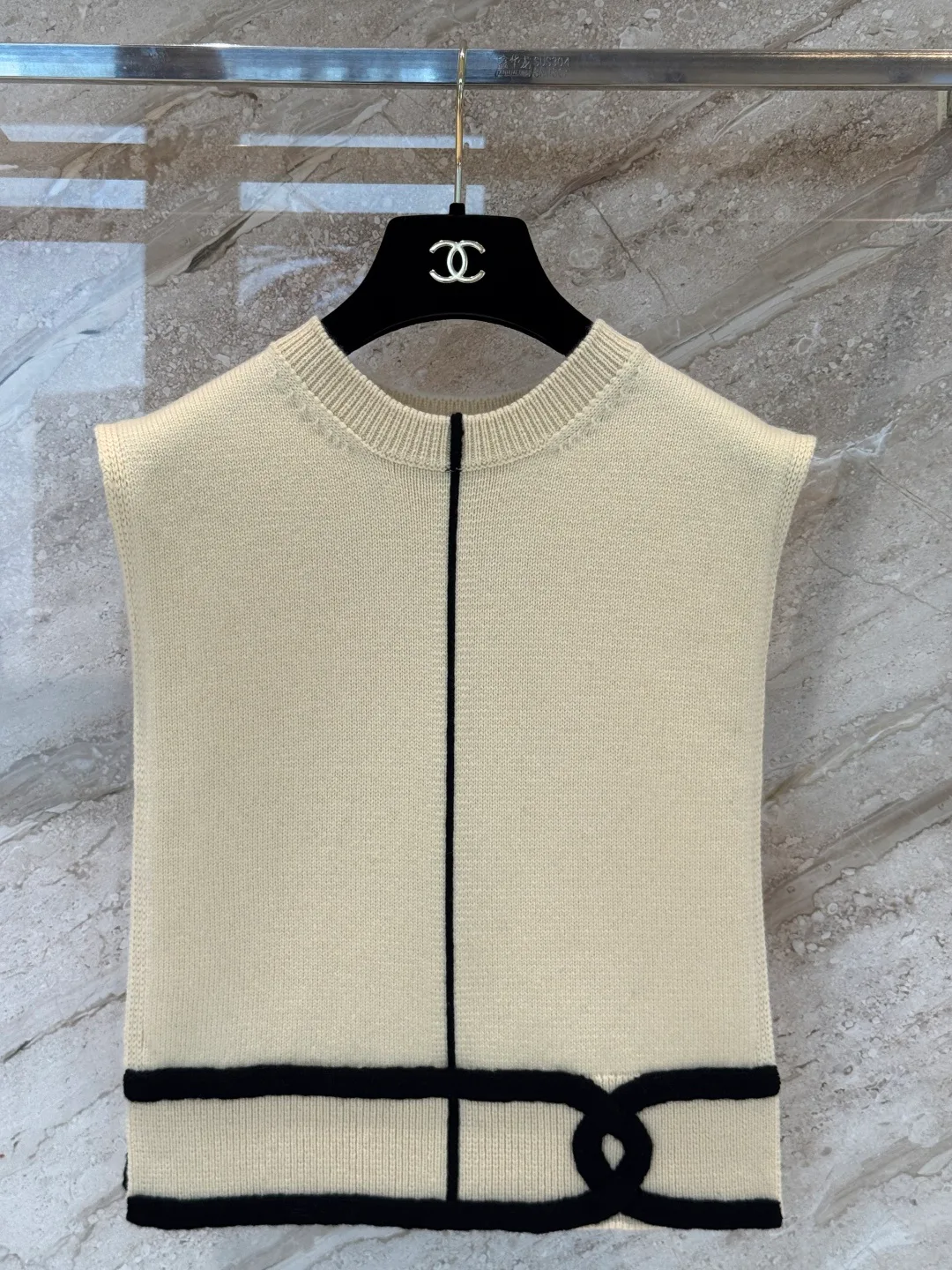Жилеты Женские Chanel 12813568