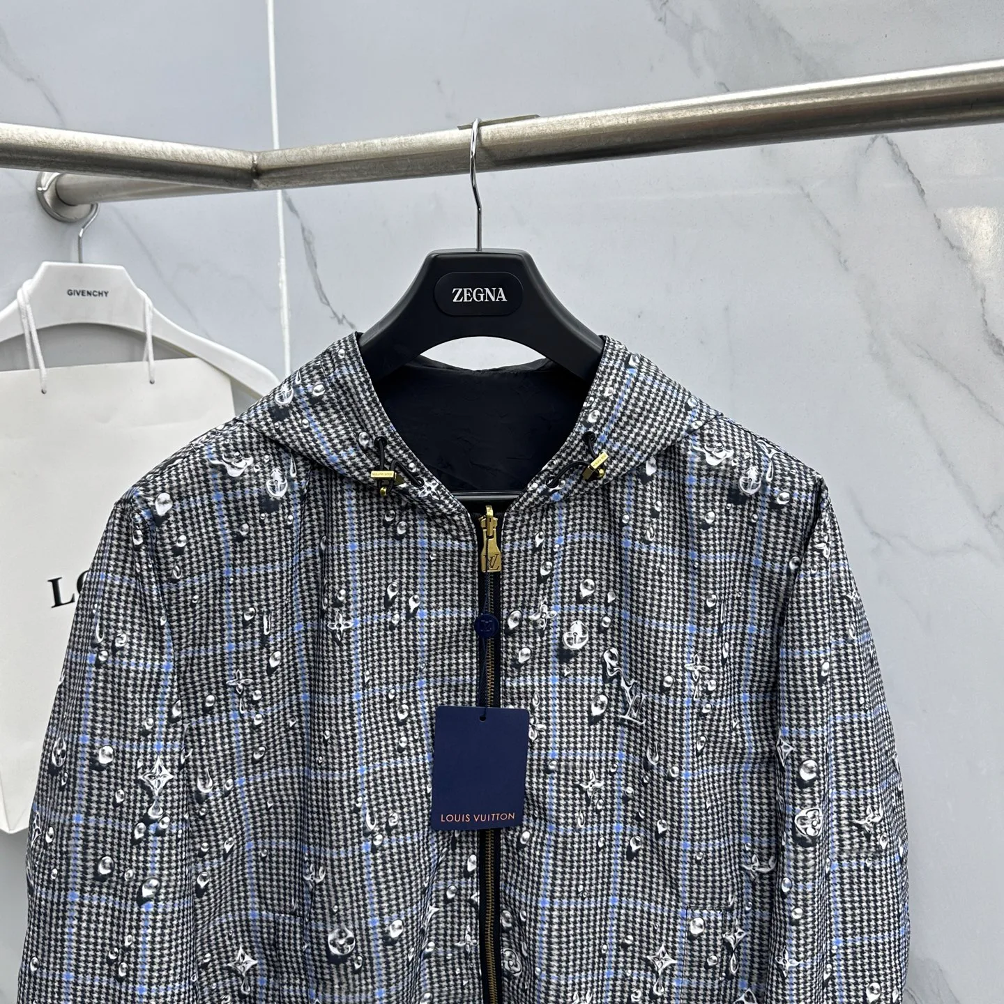 Куртки И Пуховики Мужские Louis Vuitton 2237456