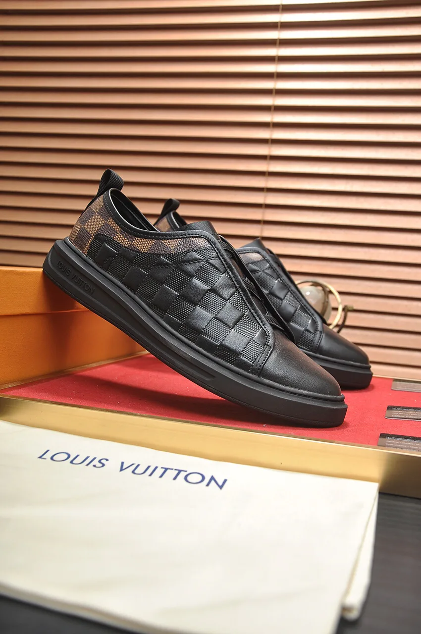Кроссовки Мужские Louis Vuitton 1062400