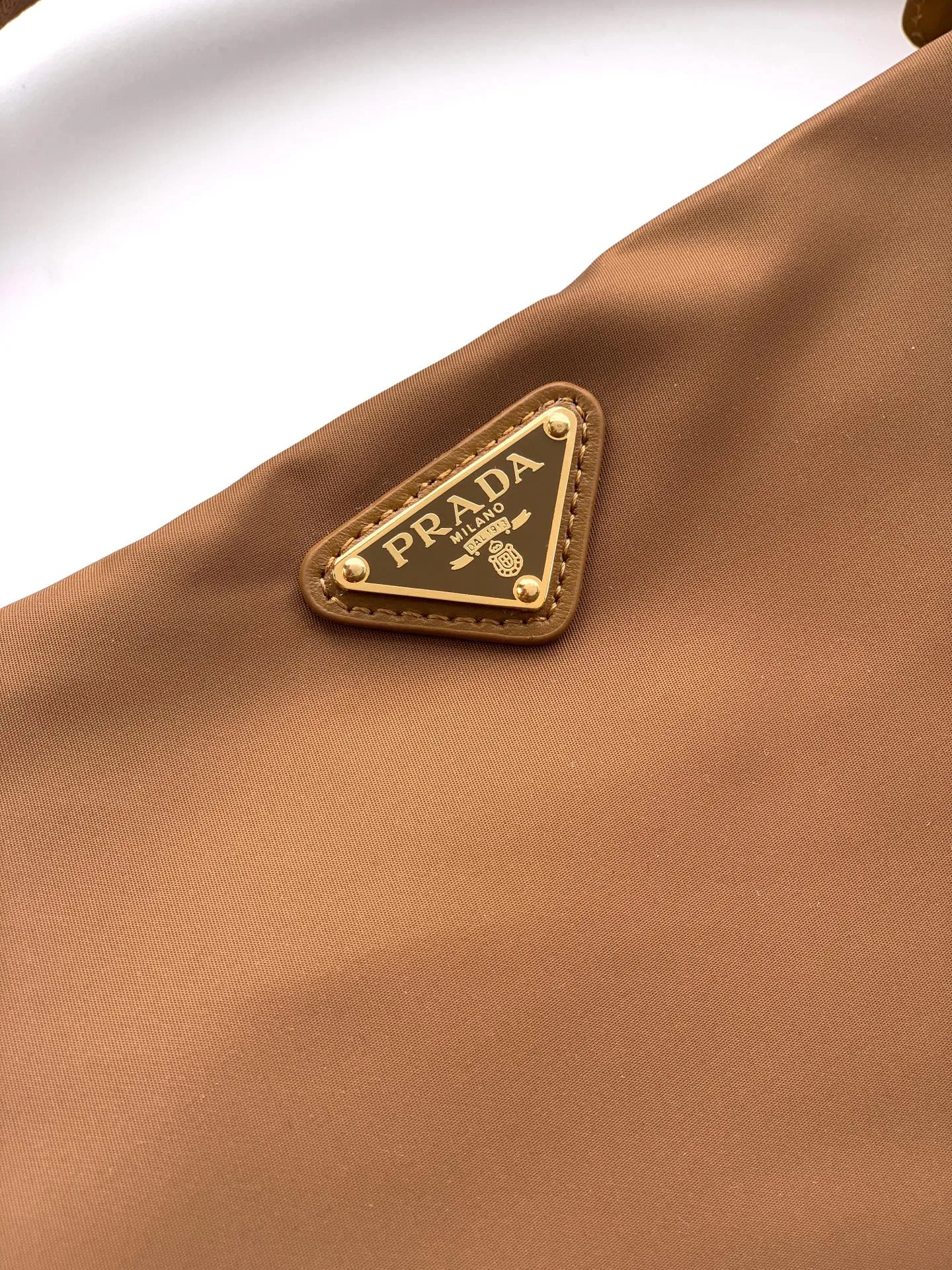 Классические Сумки Женские Prada 13368494