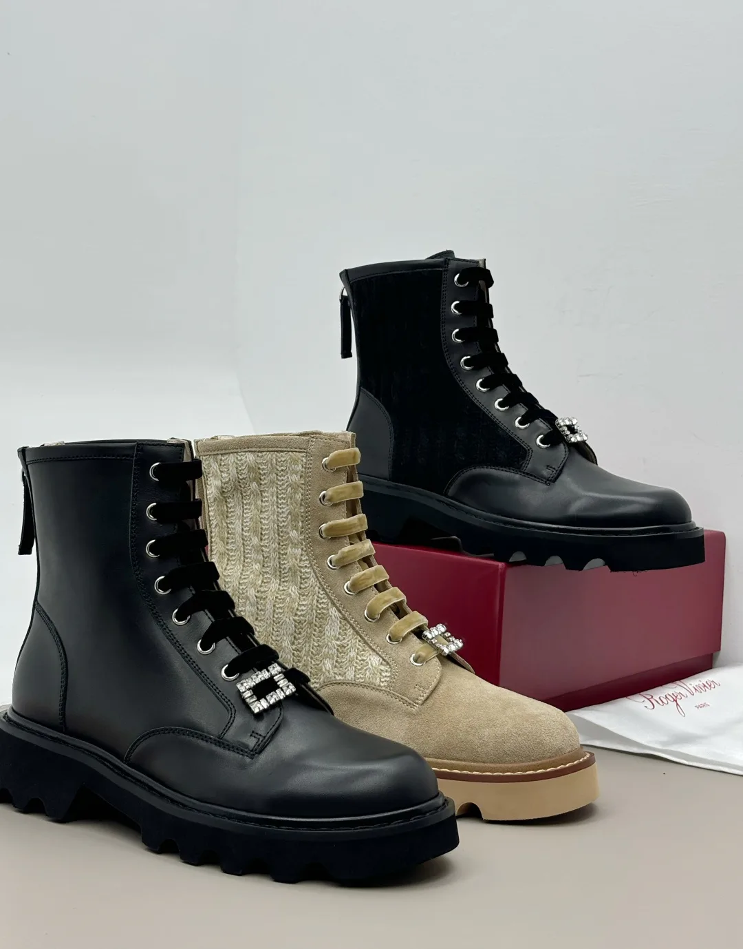 Ботинки Женские Roger Vivier 18732029