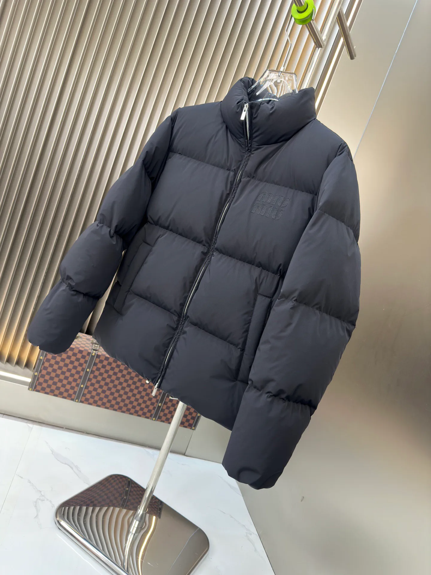 Куртки И Пуховики Женские Miu Miu 18971769