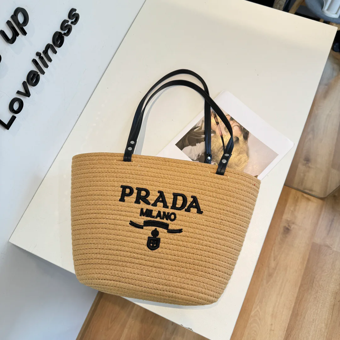 Классические Сумки Женские Prada 12765024