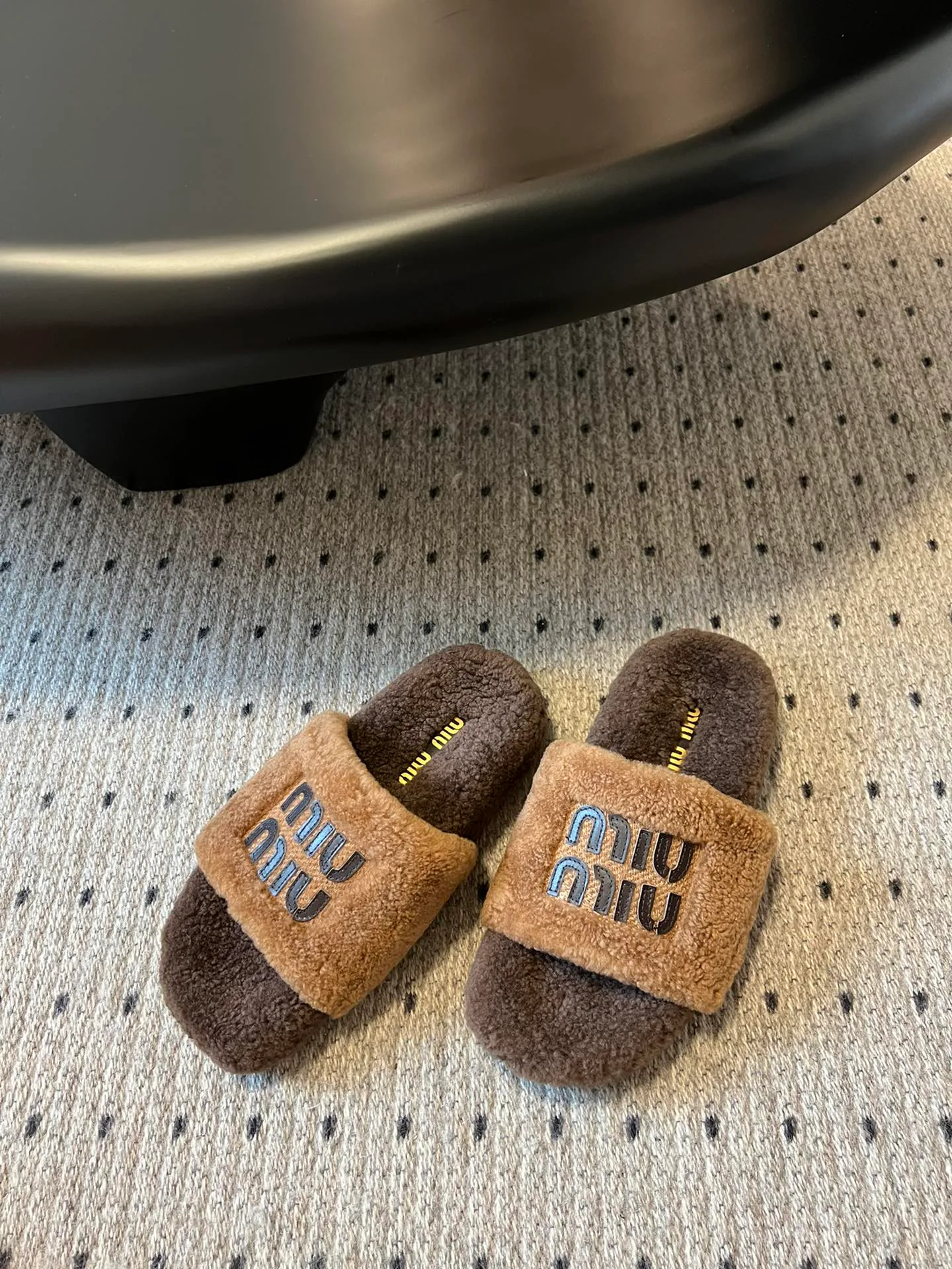 Тапочки Женские Miu Miu 18241519