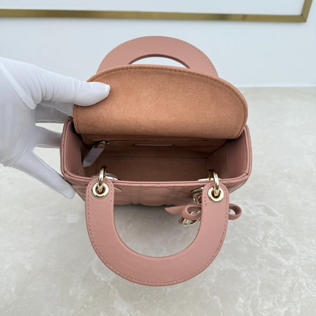 Классические Сумки Женские Christian Dior 18116220