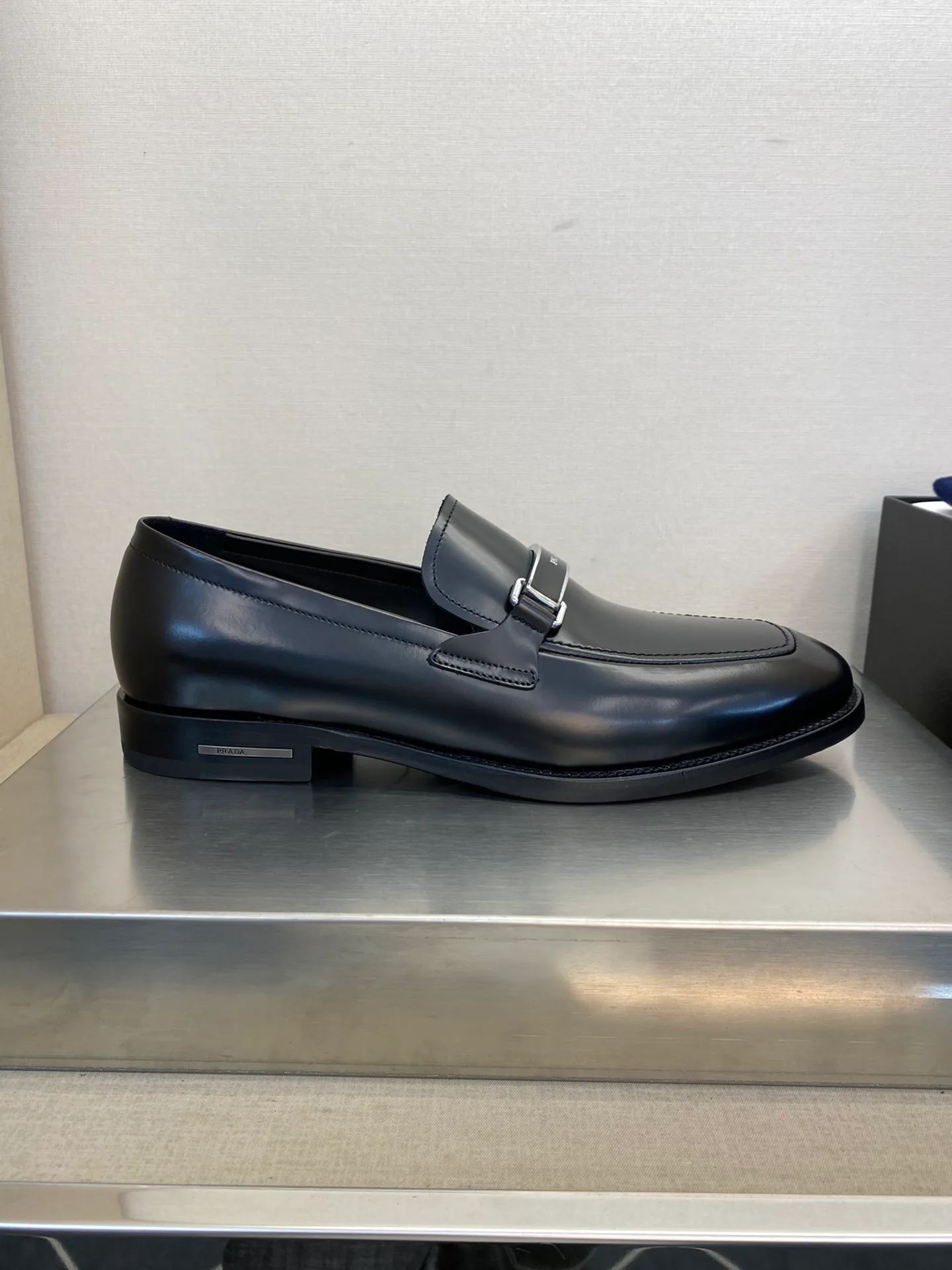 Лоферы И Туфли Мужские Prada 18079113