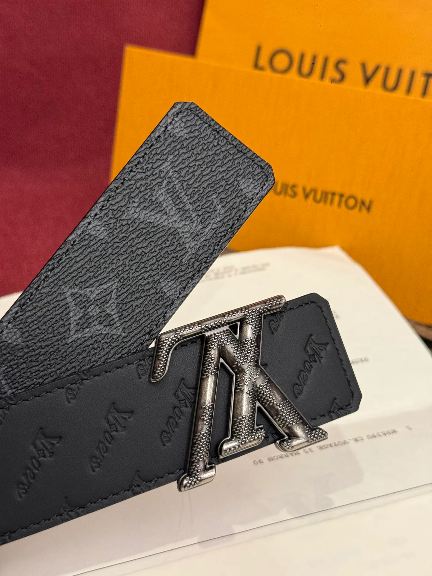 Ремни Louis Vuitton 14563659