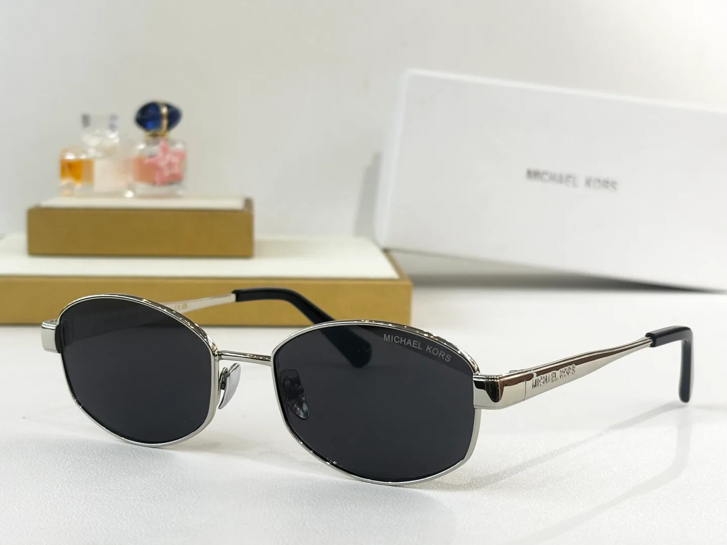 Очки Michael Kors 356128