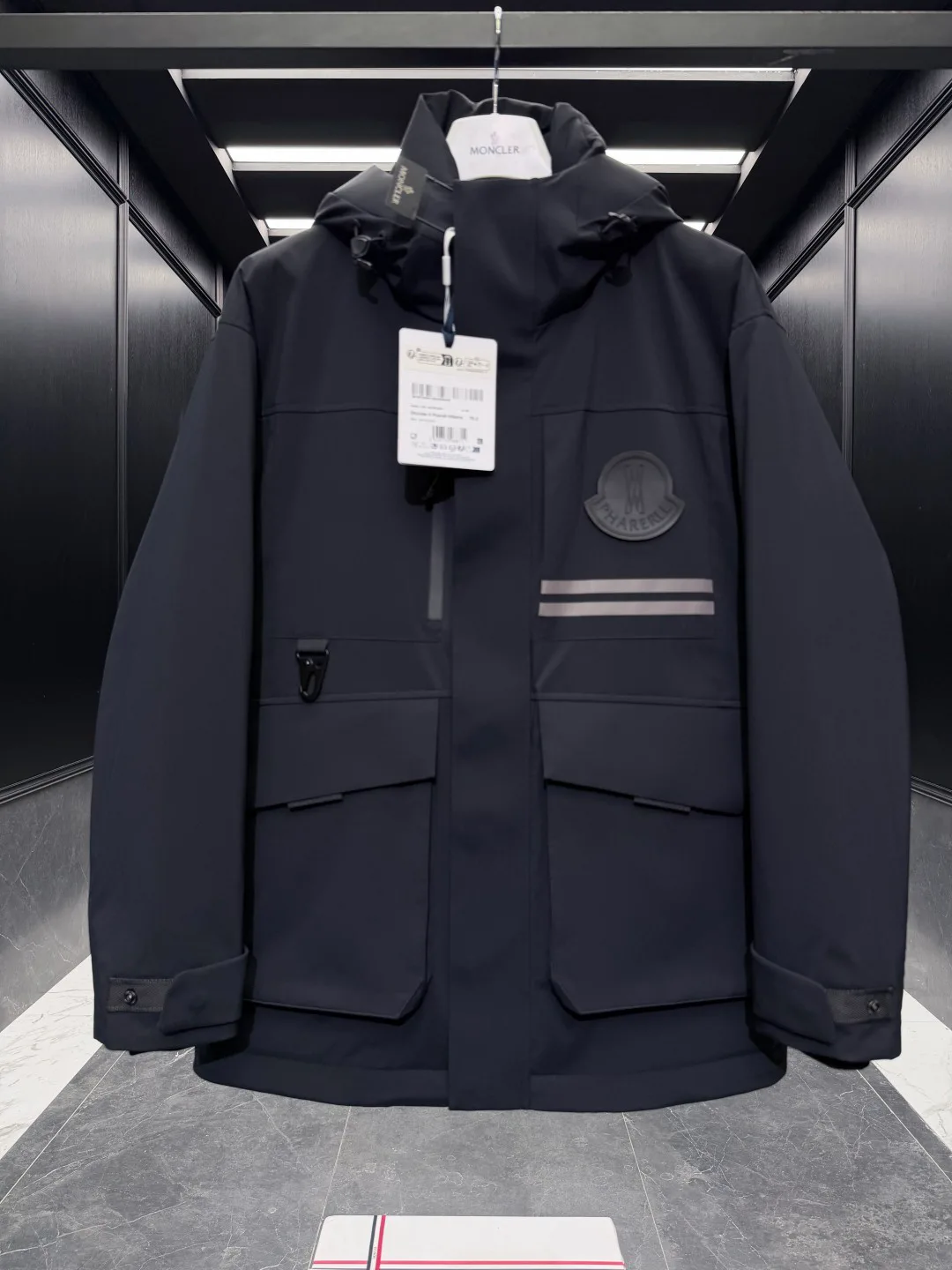 Куртки И Пуховики Мужские Moncler 870435