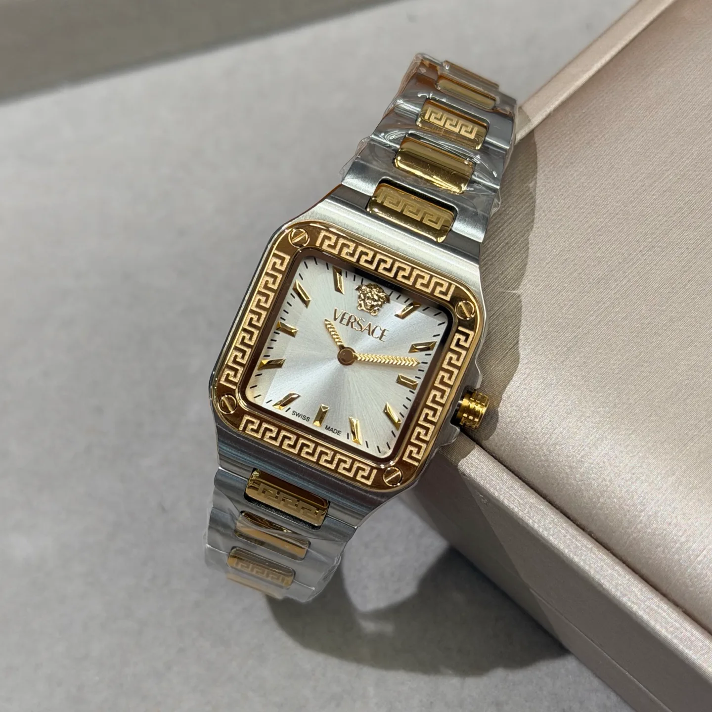 Часы Женские Versace 17813610