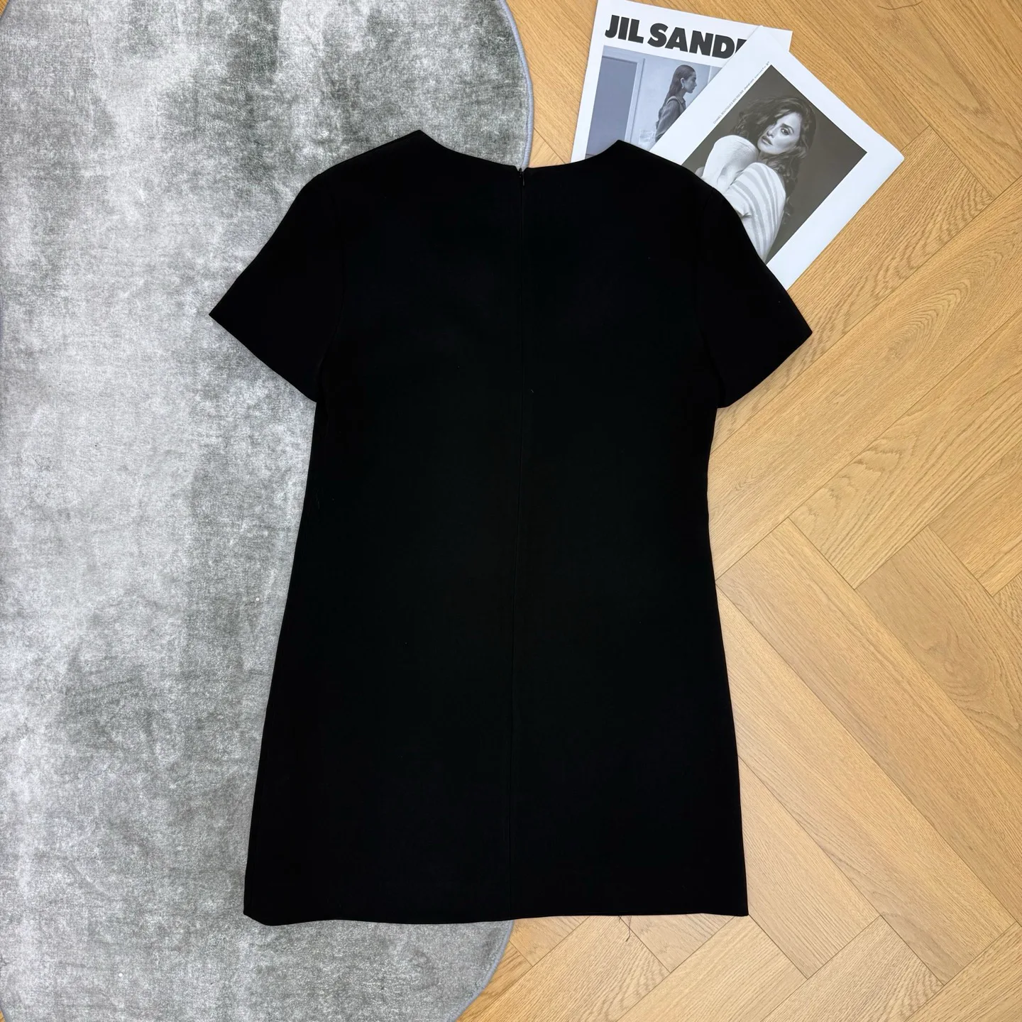 Платья Женские Vetements 13232024