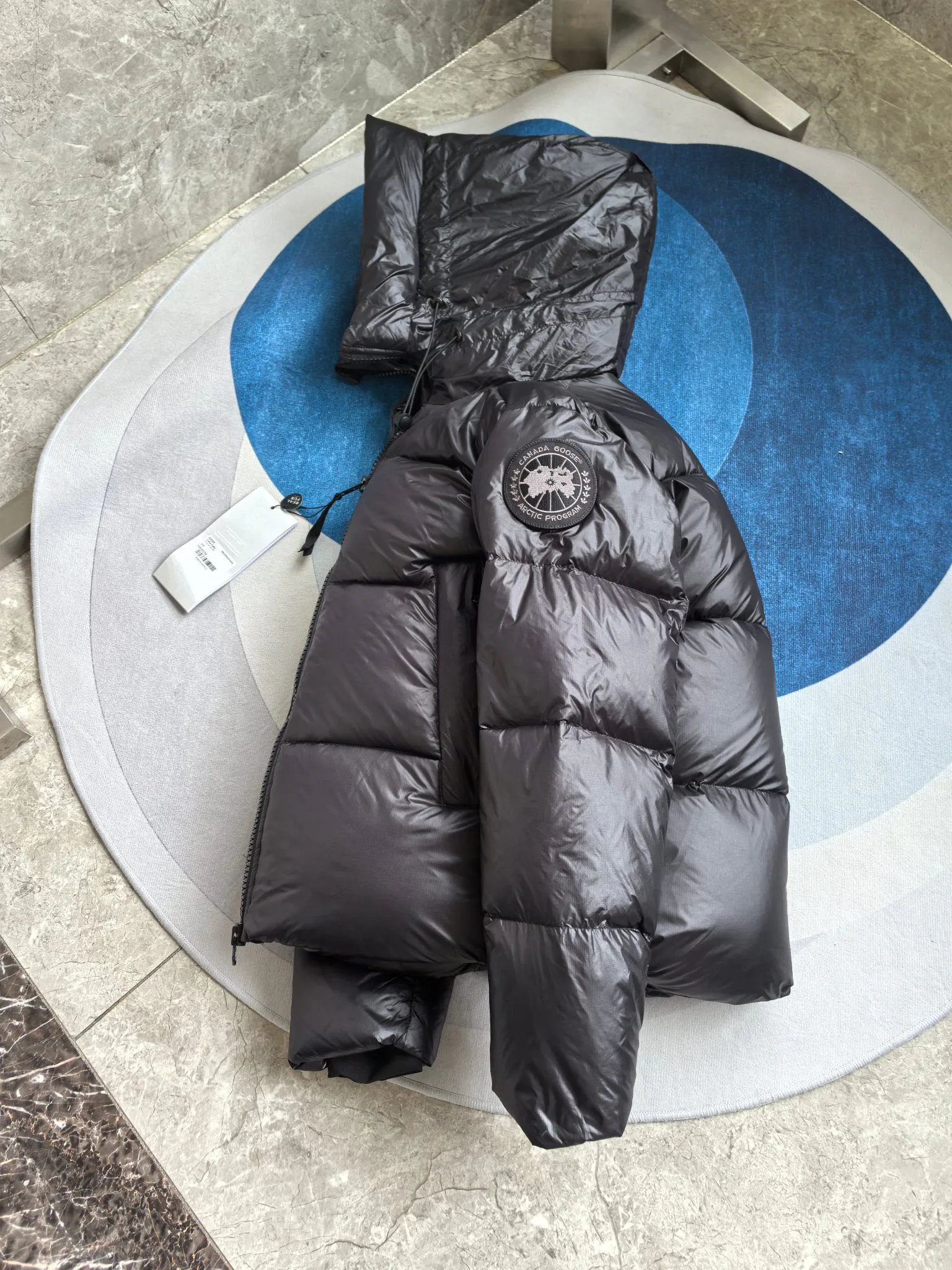 Куртки И Пуховики Женские Canada Goose 18927761