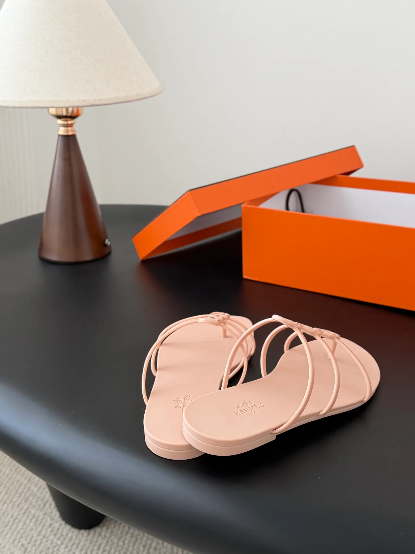 Шлепанцы Женские Hermes 1818724