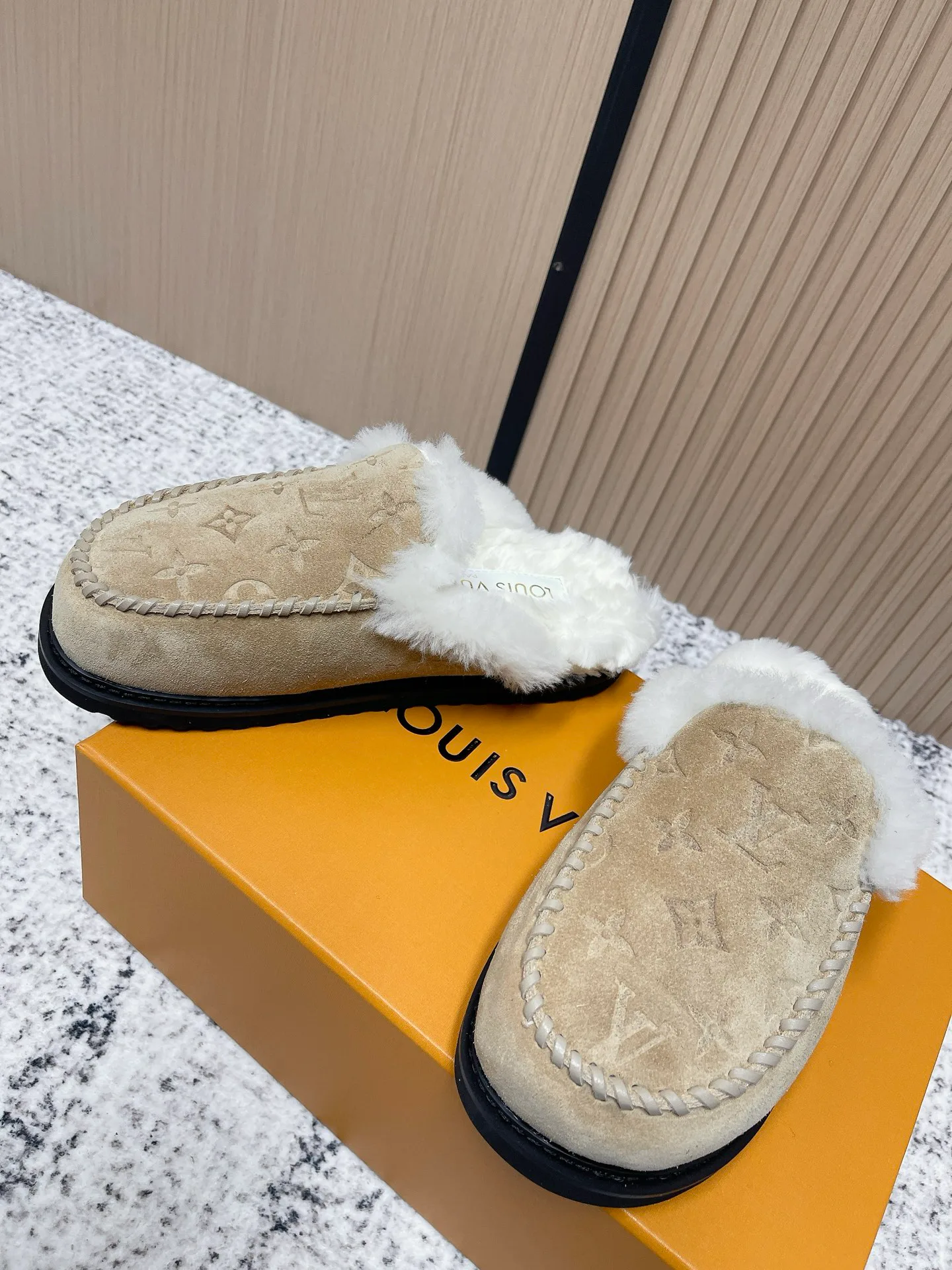 Сабо Женские Louis Vuitton 259593