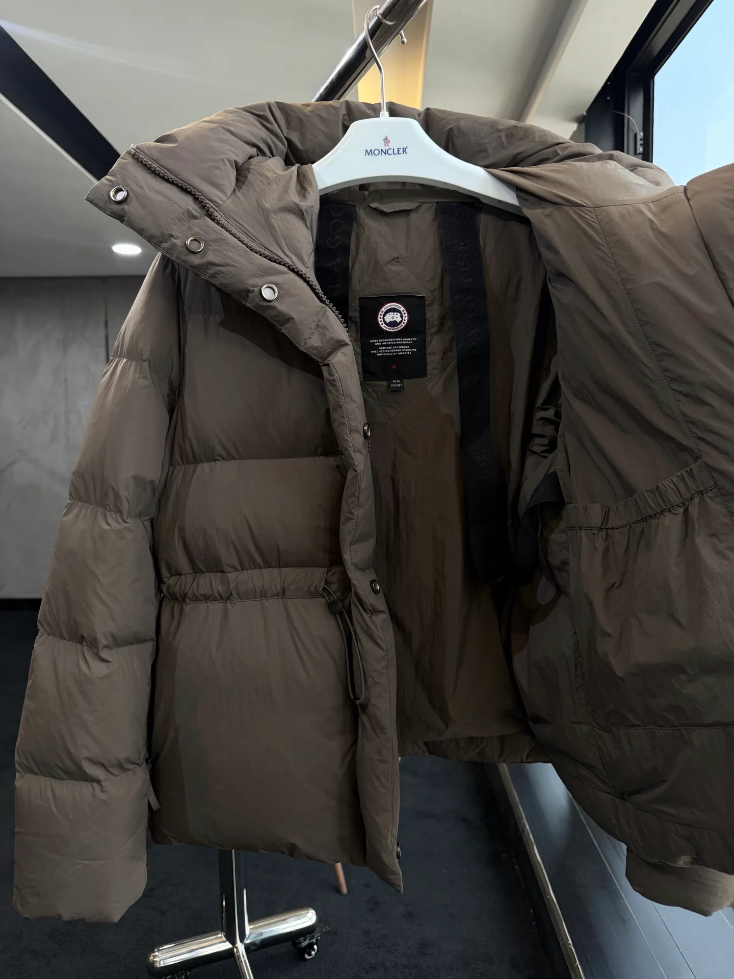 Куртки И Пуховики Женские Canada Goose 19548744