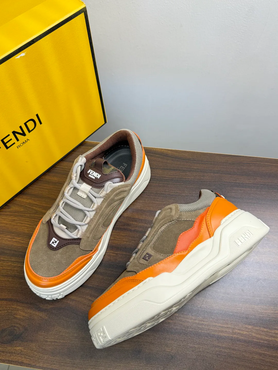 Кроссовки Мужские Fendi 20143368