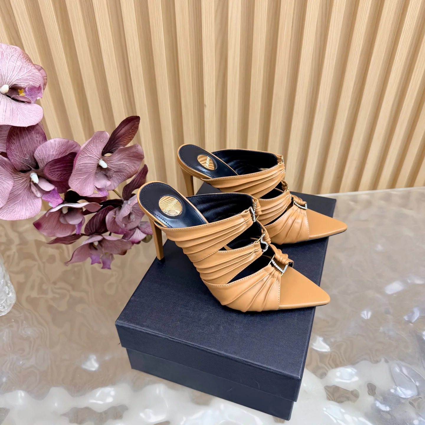 Туфли Женские Saint Laurent 10996527