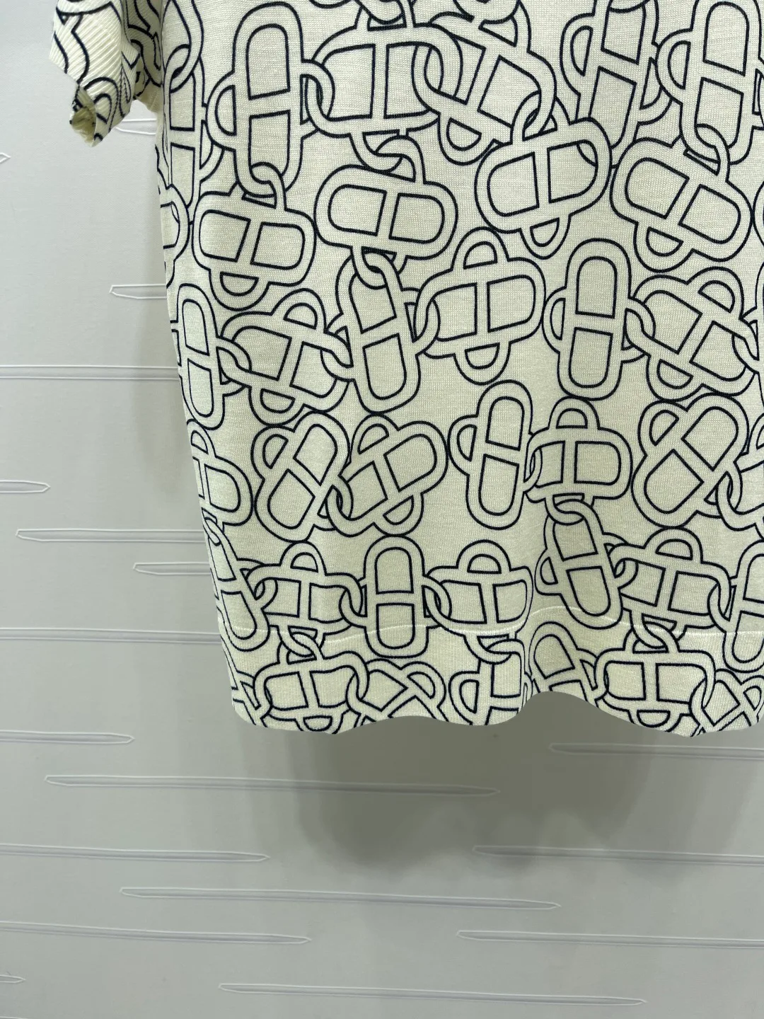 Футболки Женские Hermes 16903593