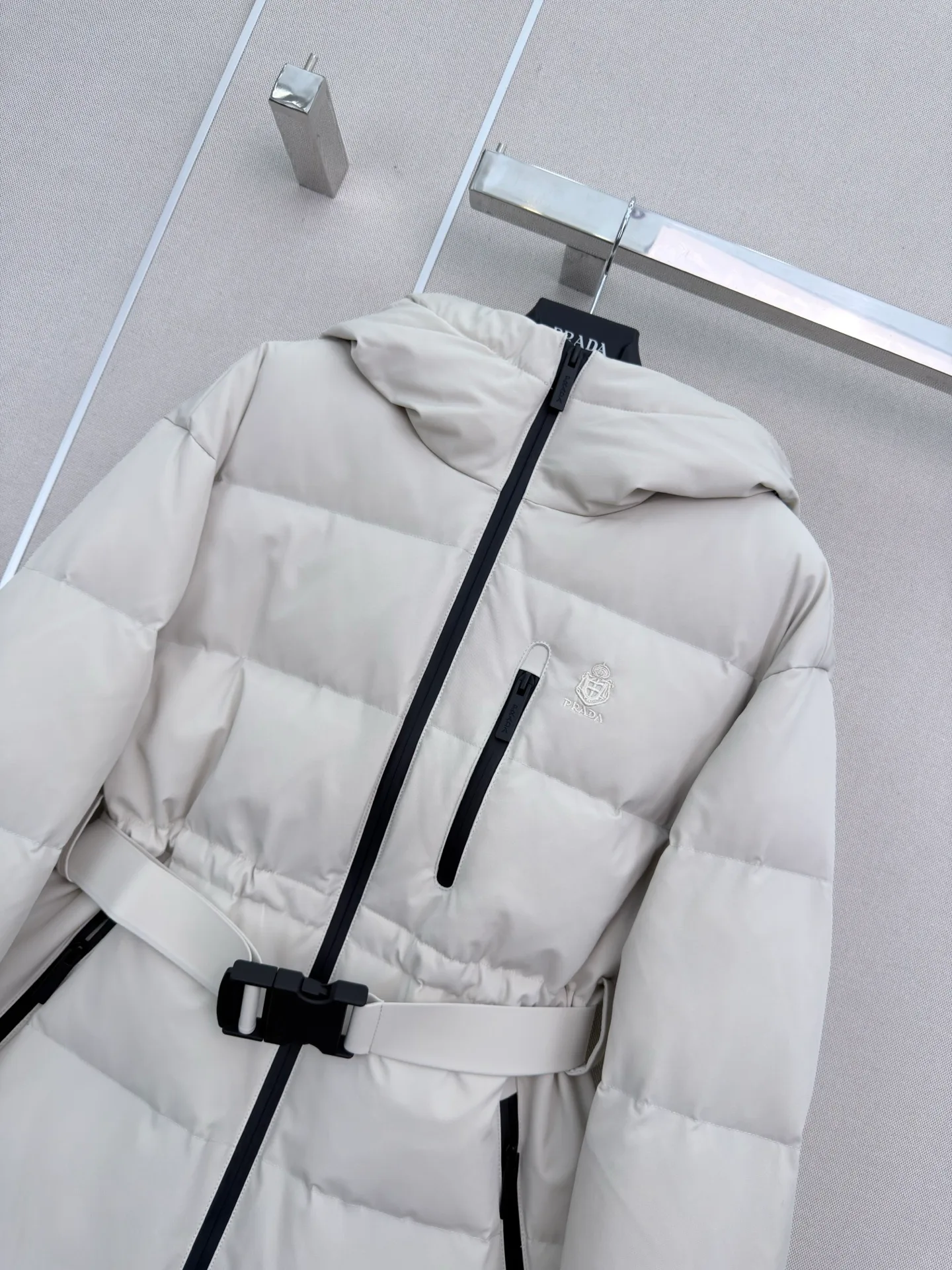 Куртки И Пуховики Женские Prada 18023491