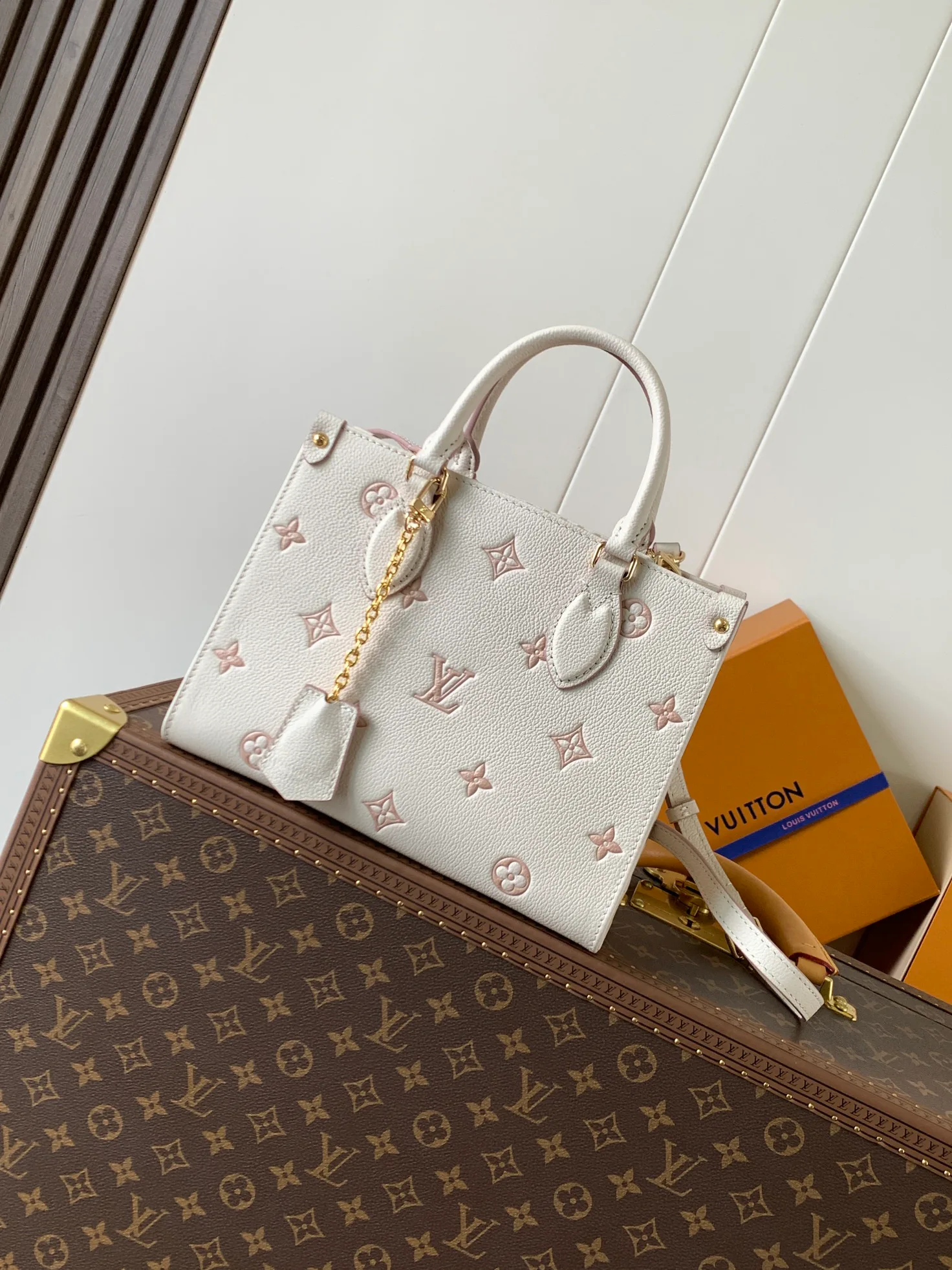Классические Сумки Женские Louis Vuitton 11619852