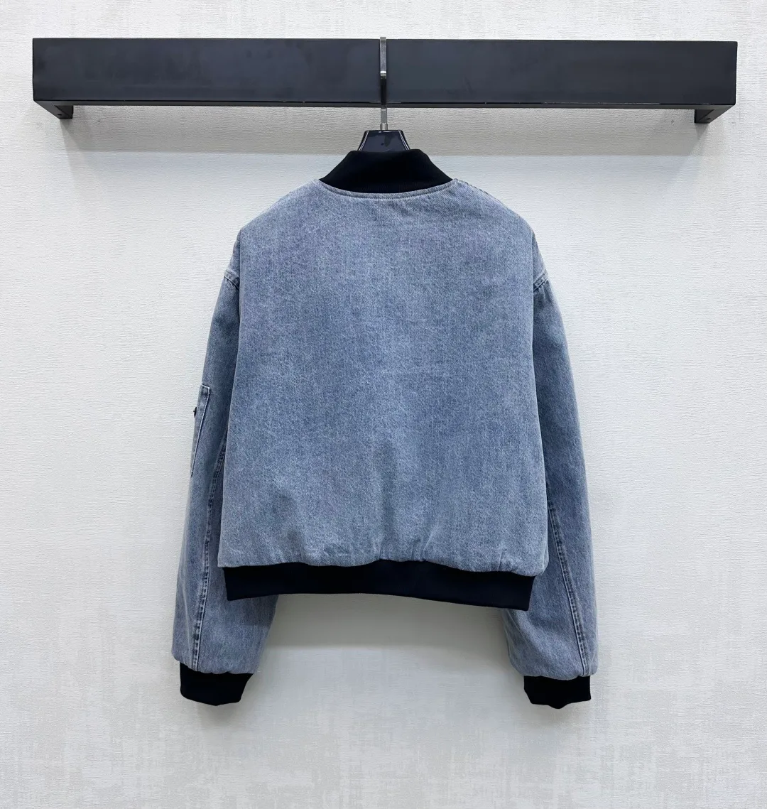 Куртки И Пуховики Женские Prada 1396247