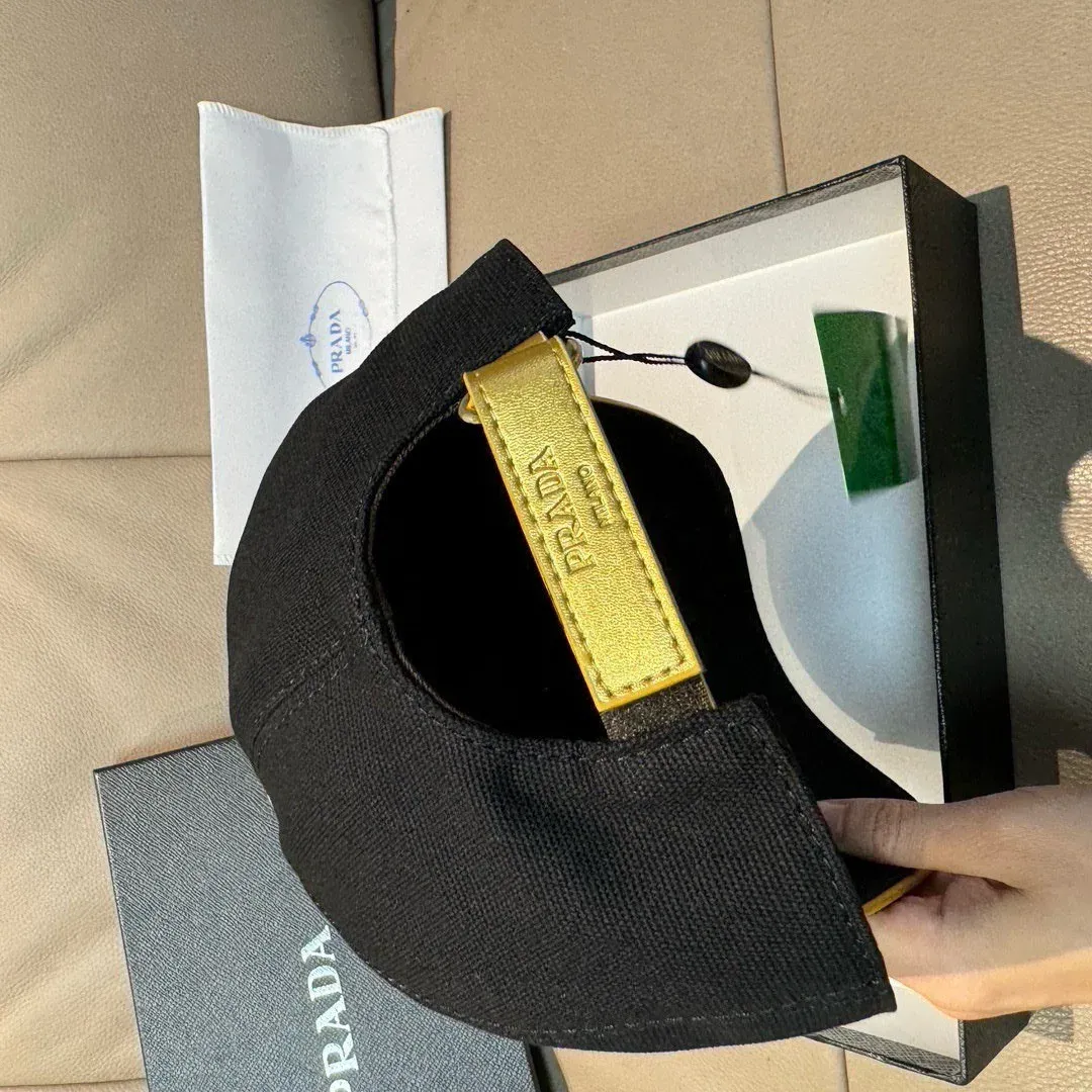 Головные Уборы Prada 4550001