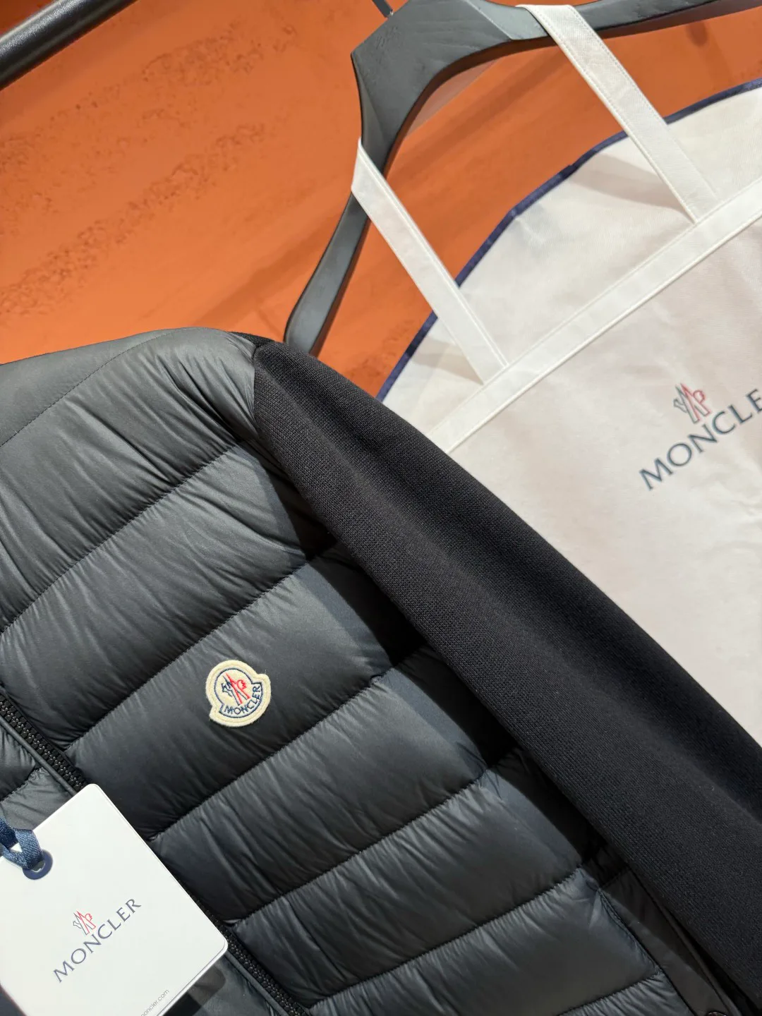 Куртки И Пуховики Женские Moncler 18035675