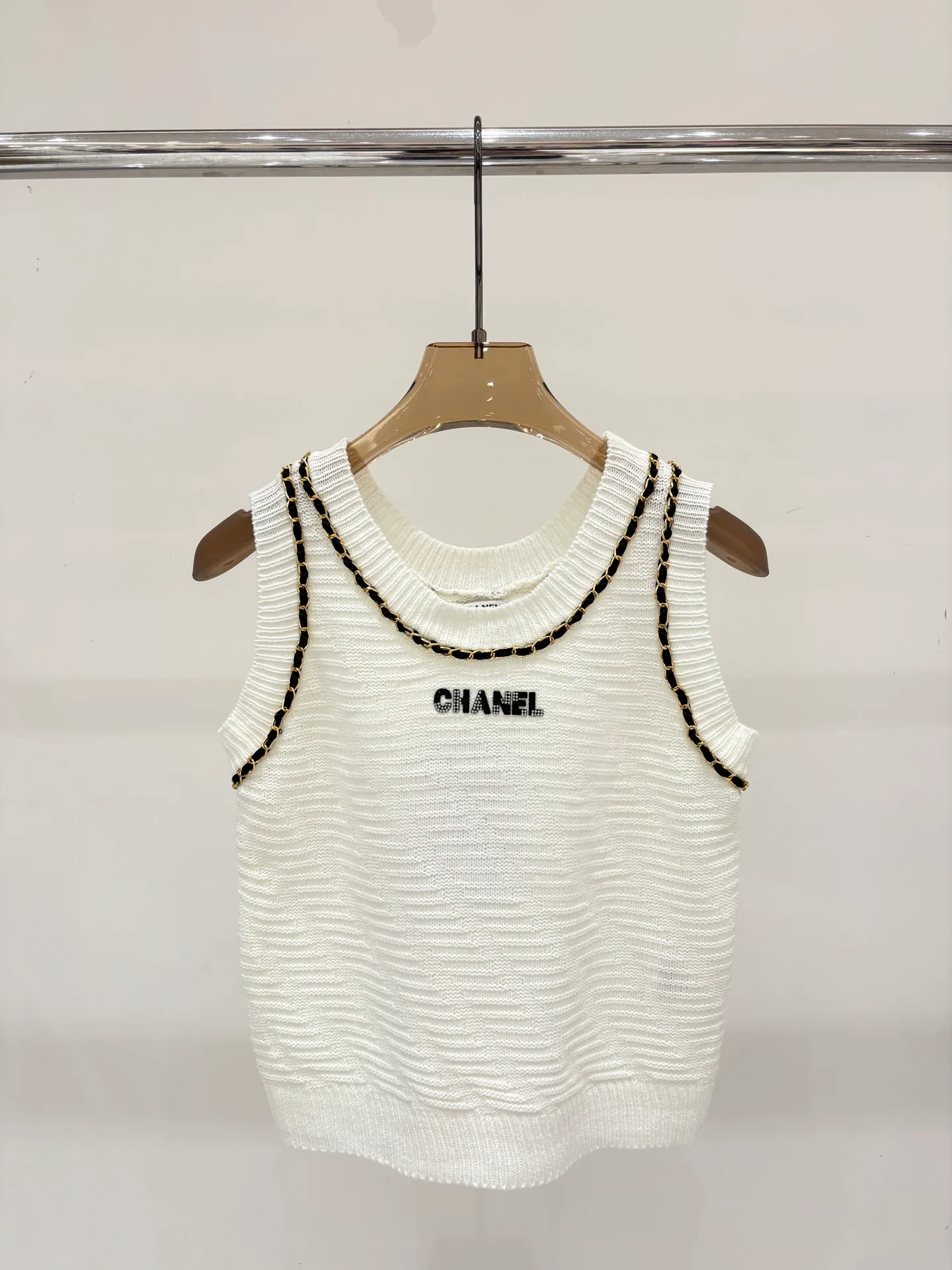 Жилеты Женские Chanel 11153898