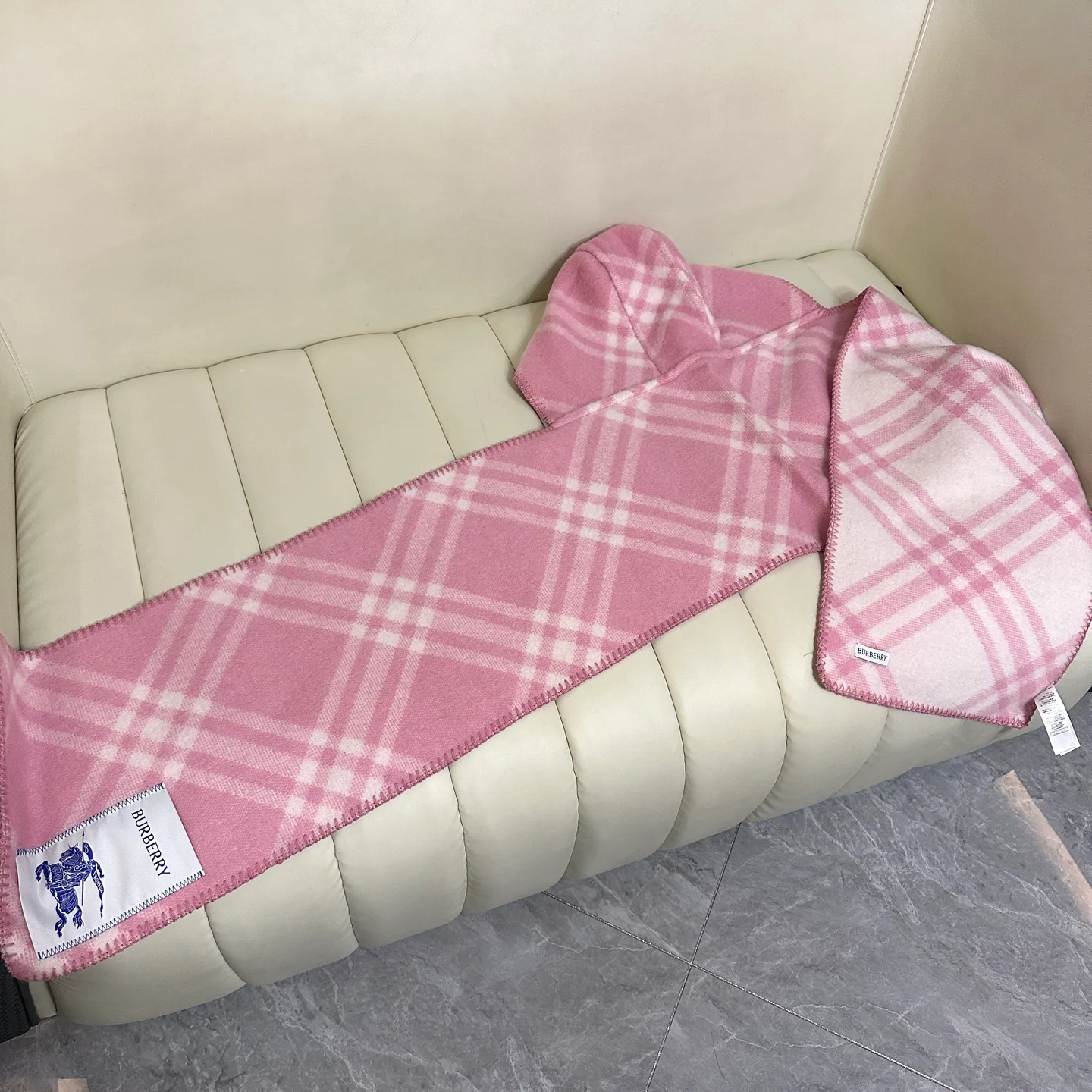 Шарфы Burberry 515815