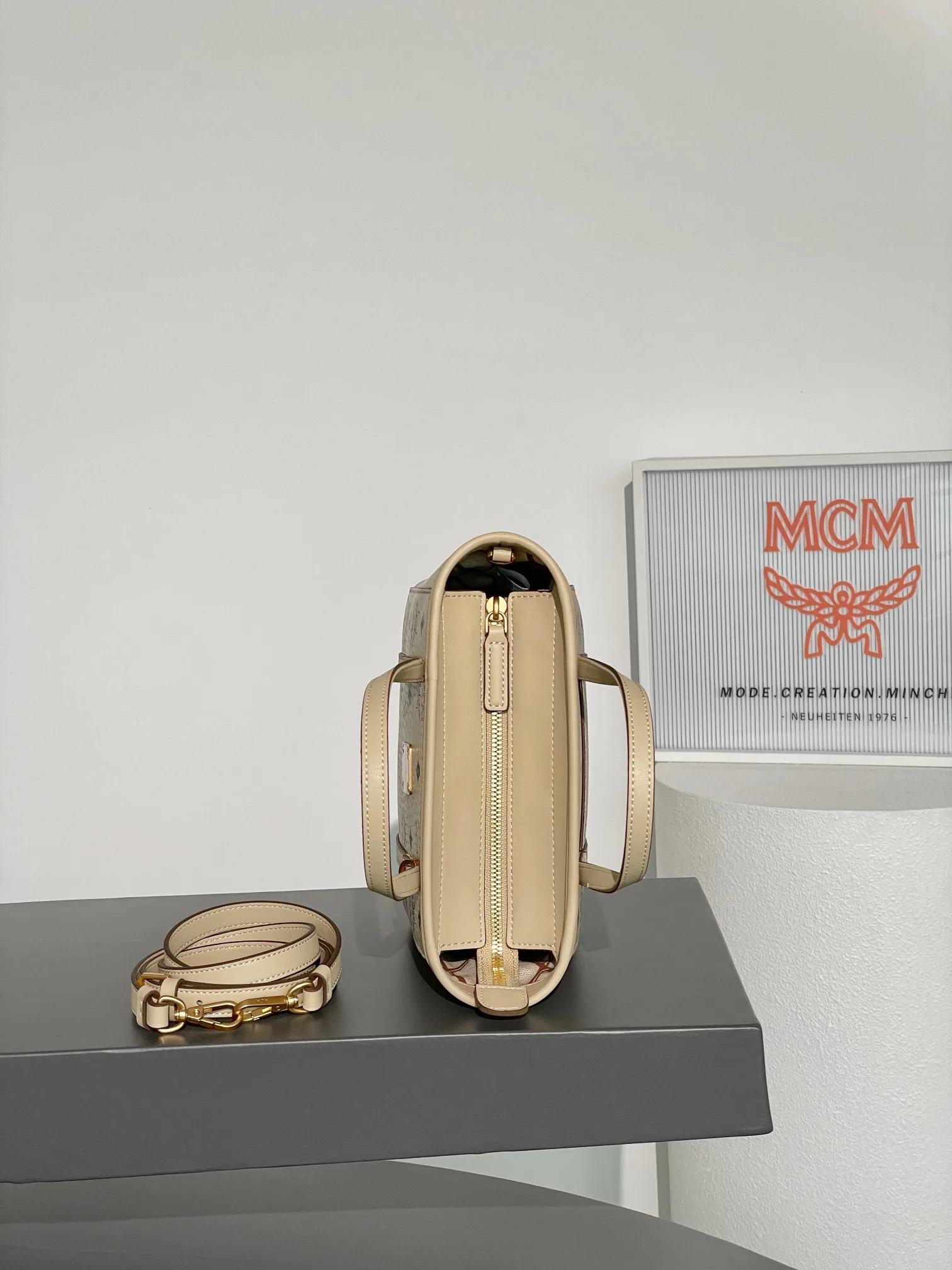 Сумки На Ремне Женские Mcm 397912