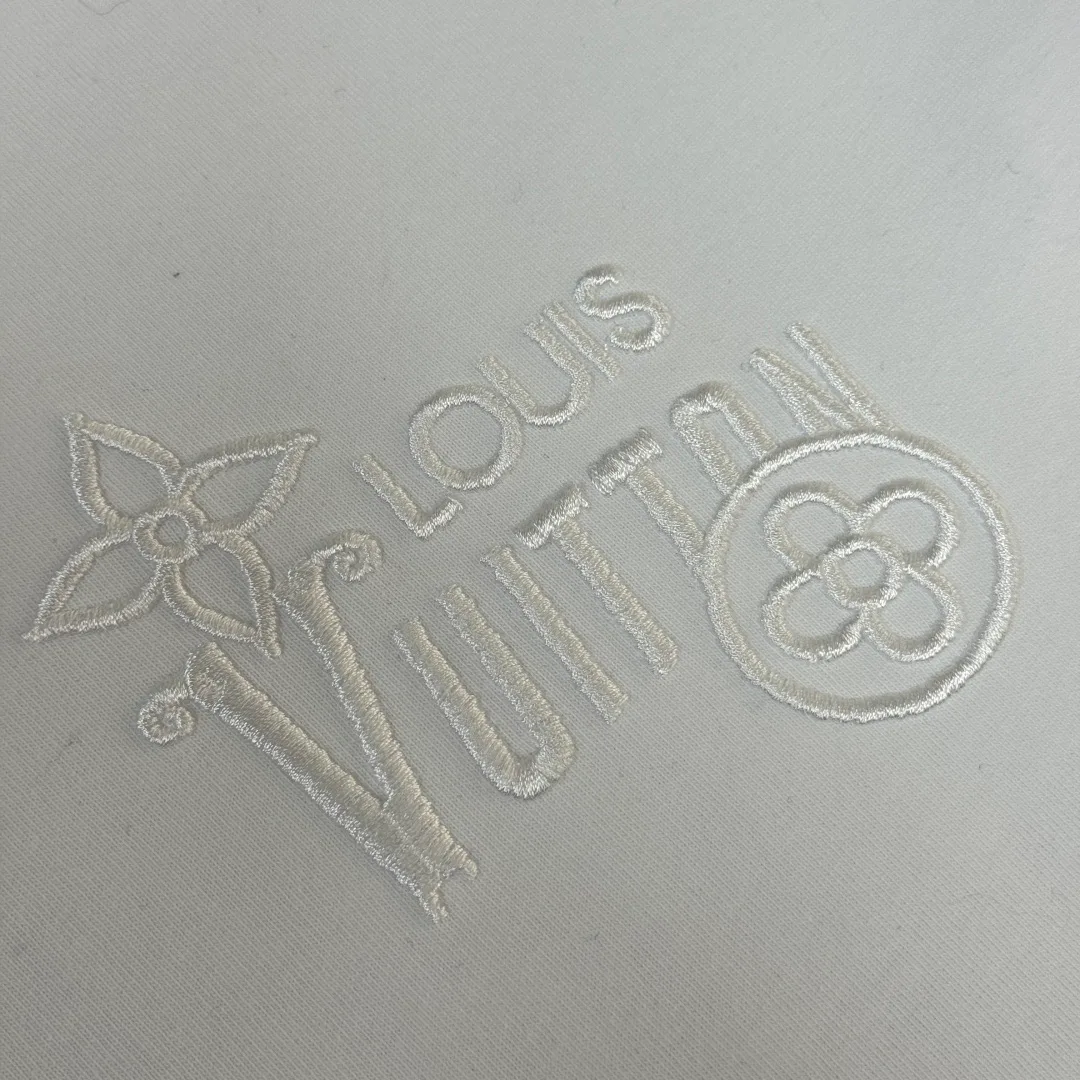 Футболки Женские Louis Vuitton 10785180