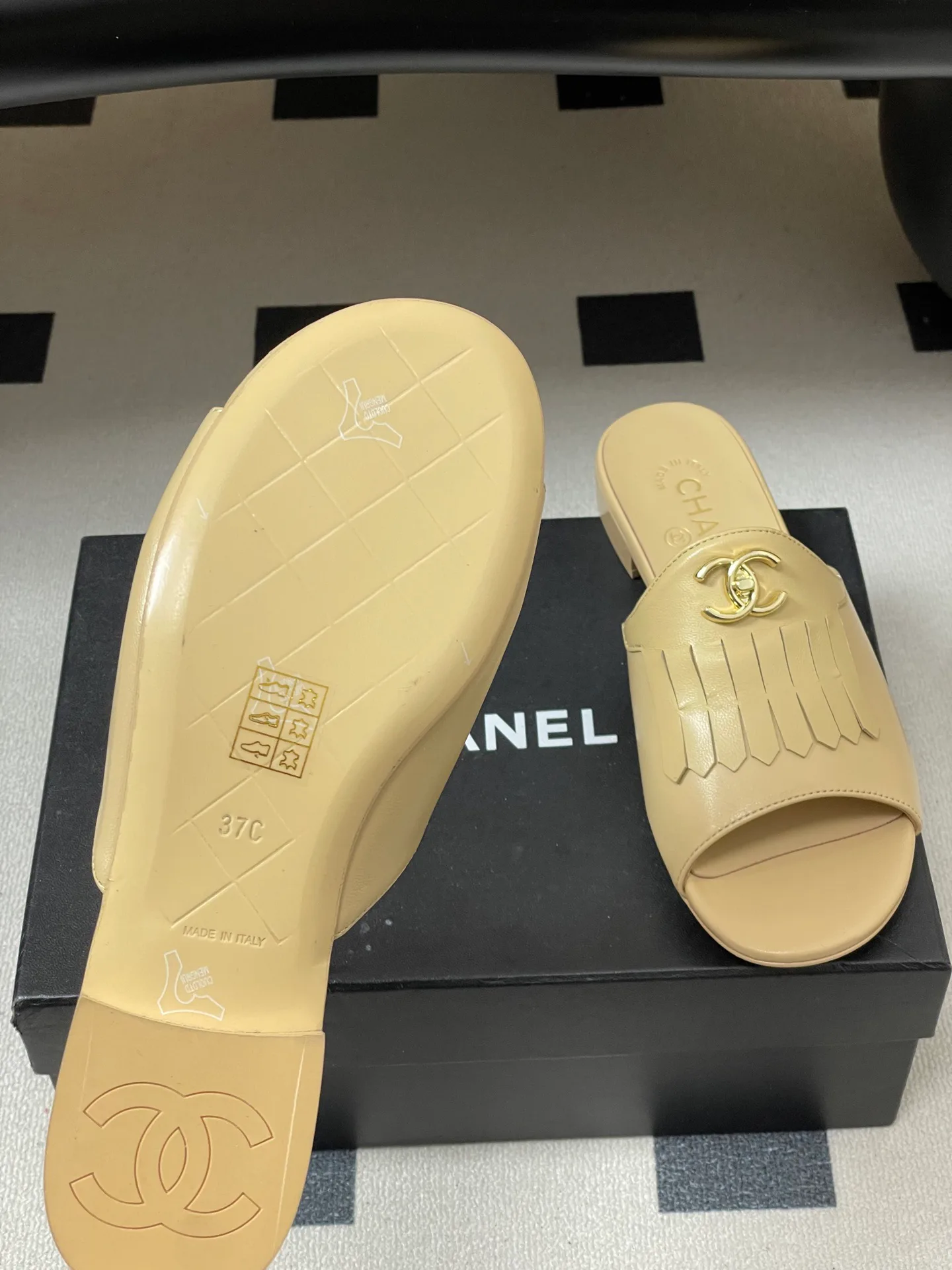 Босоножки Женские Chanel 10993932