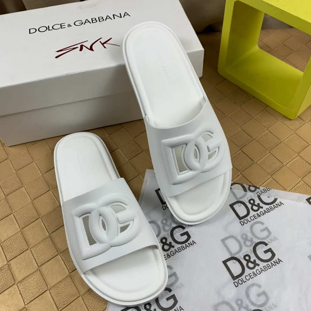 Шлепанцы Женские Alexander Mcqueen 9074