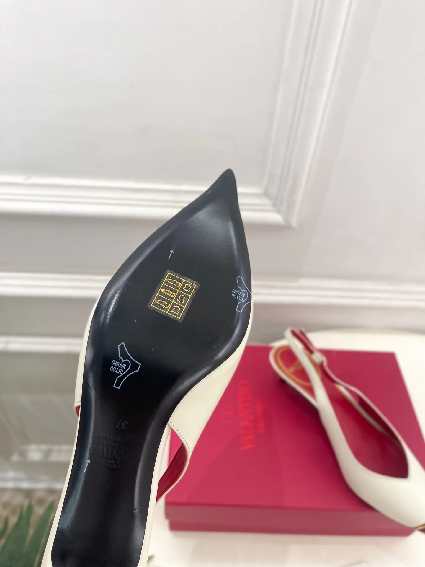 Босоножки Женские Valentino 17482671