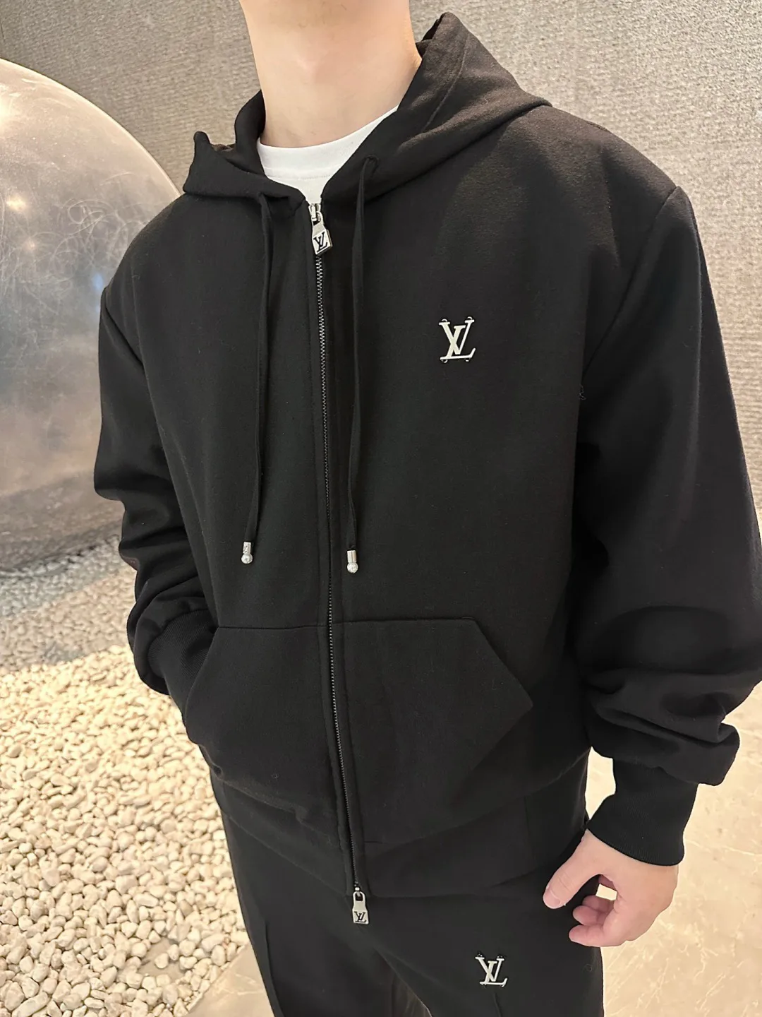 Куртки И Пуховики Мужские Louis Vuitton 17480623