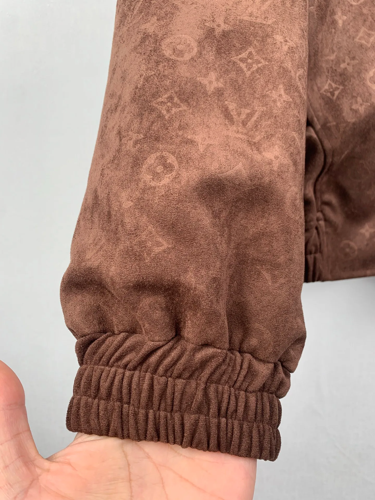 Куртки И Пуховики Женские Louis Vuitton 1128106