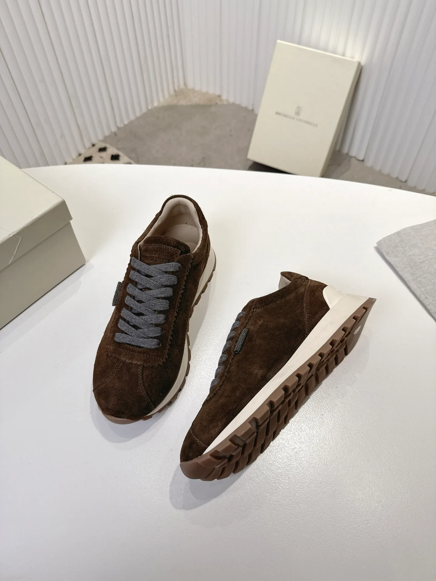 Кроссовки Женские Brunello Cucinelli 14642512