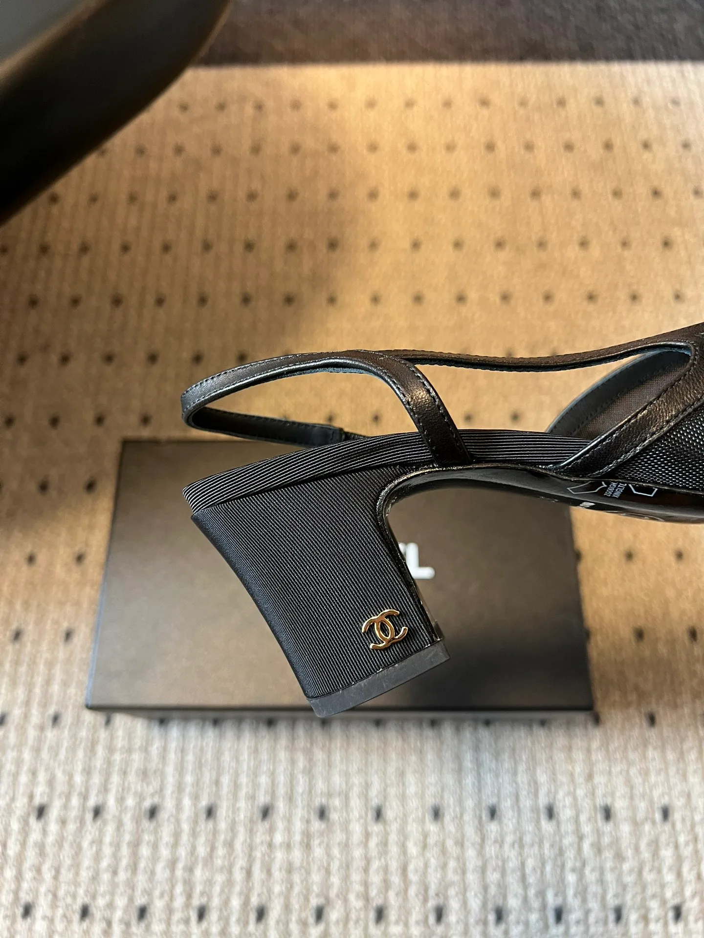 Туфли Женские Chanel 11424706