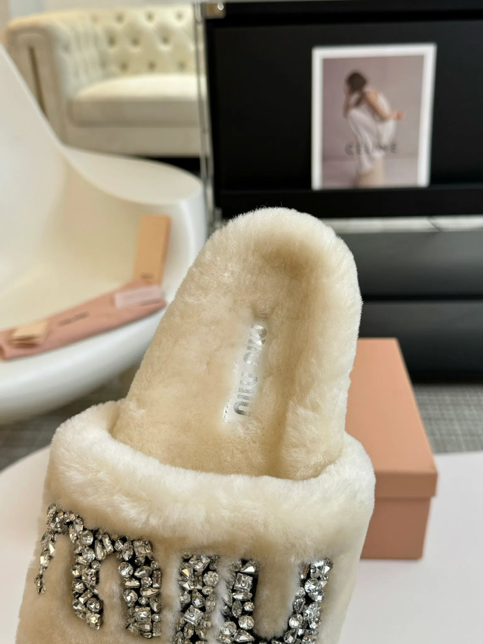 Тапочки Женские Miu Miu 18241443