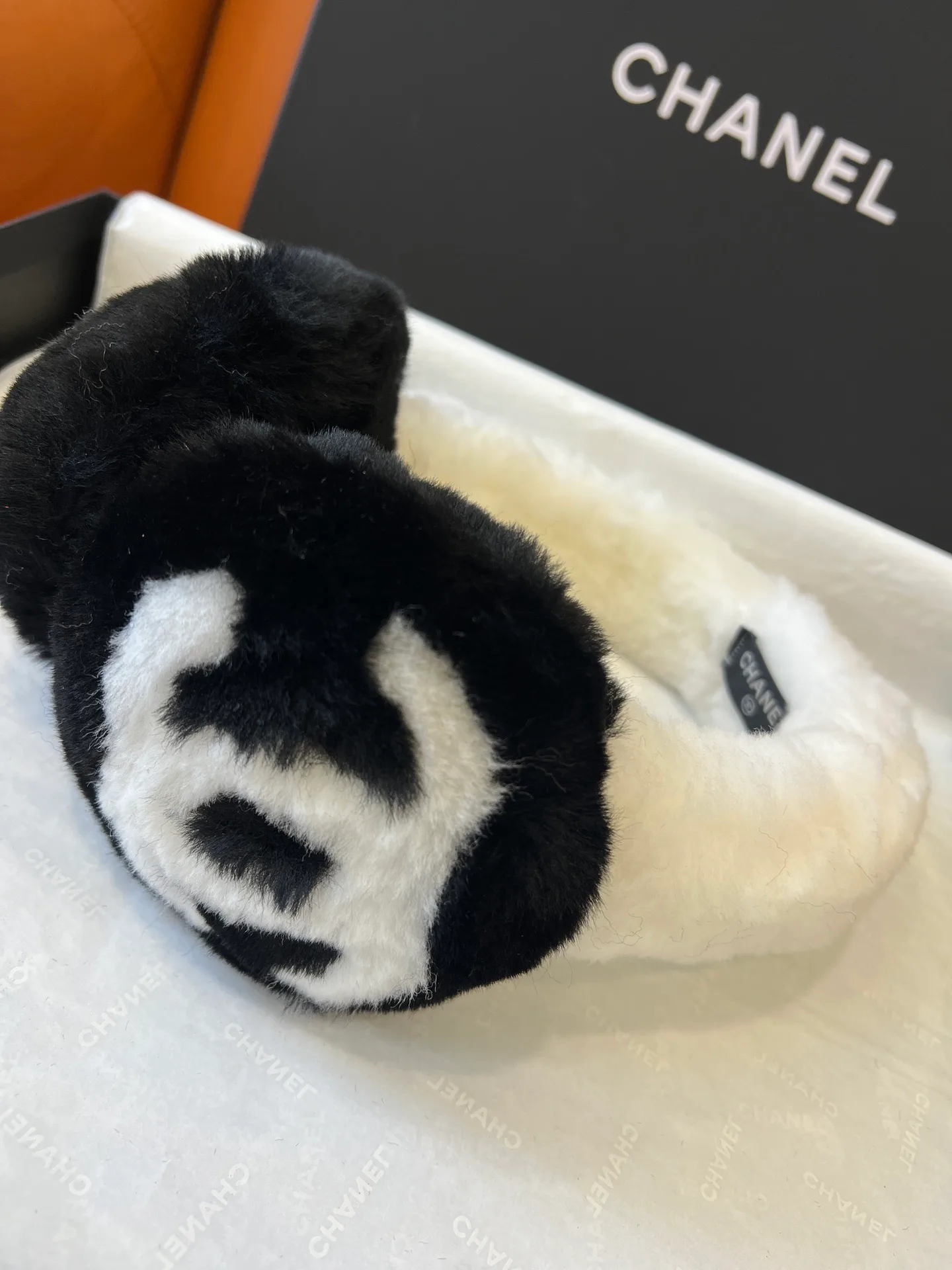 Головные Уборы Chanel 1313457