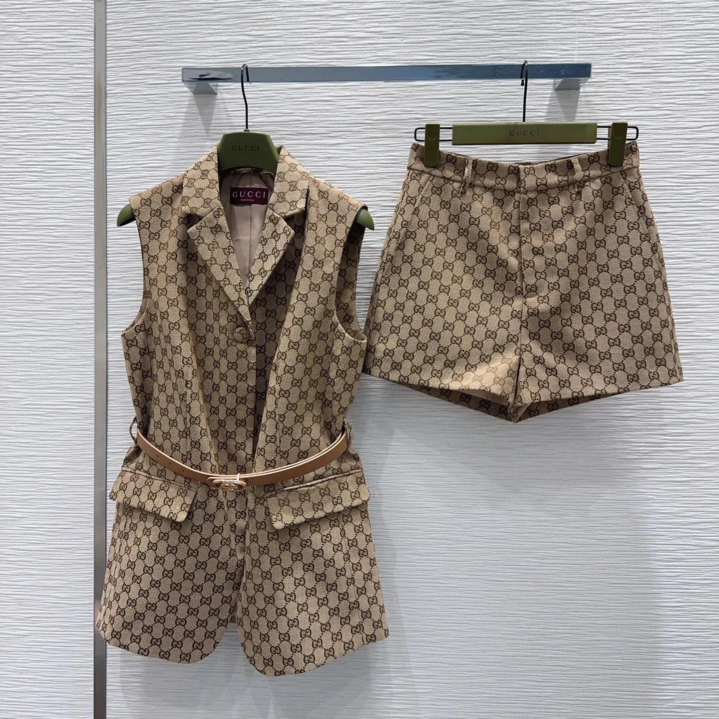 Шорты Женские Gucci 11612431