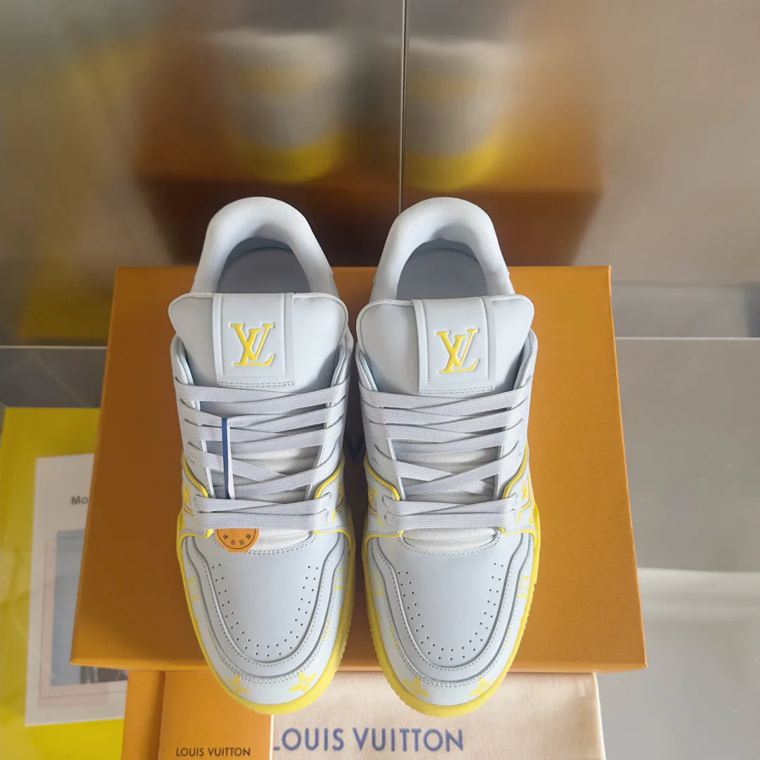 Кроссовки Мужские Louis Vuitton 17483775