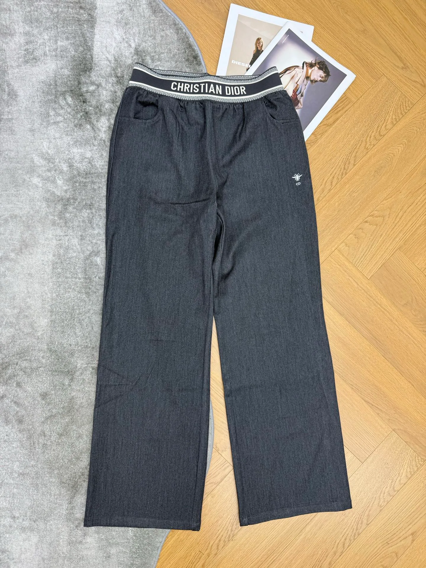 Брюки Женские Christian Dior 18598931